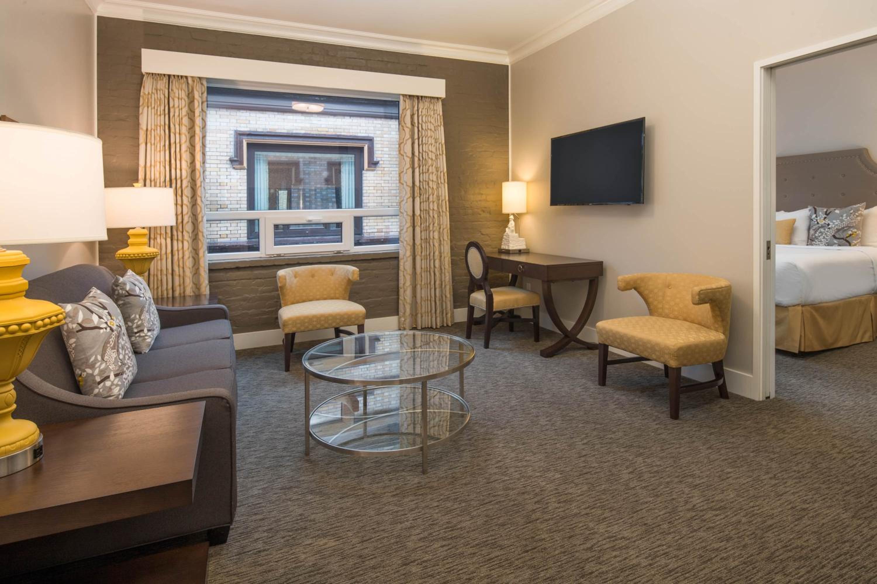 Master Suite, King Executive Suite