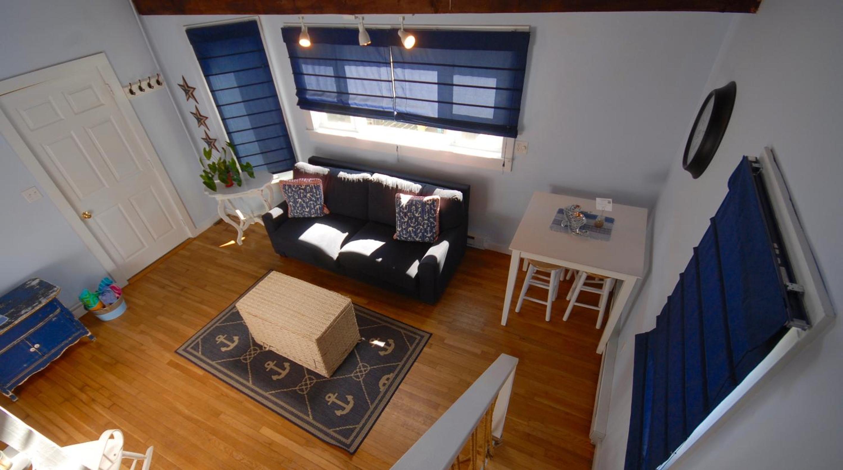 Apartment photo 1