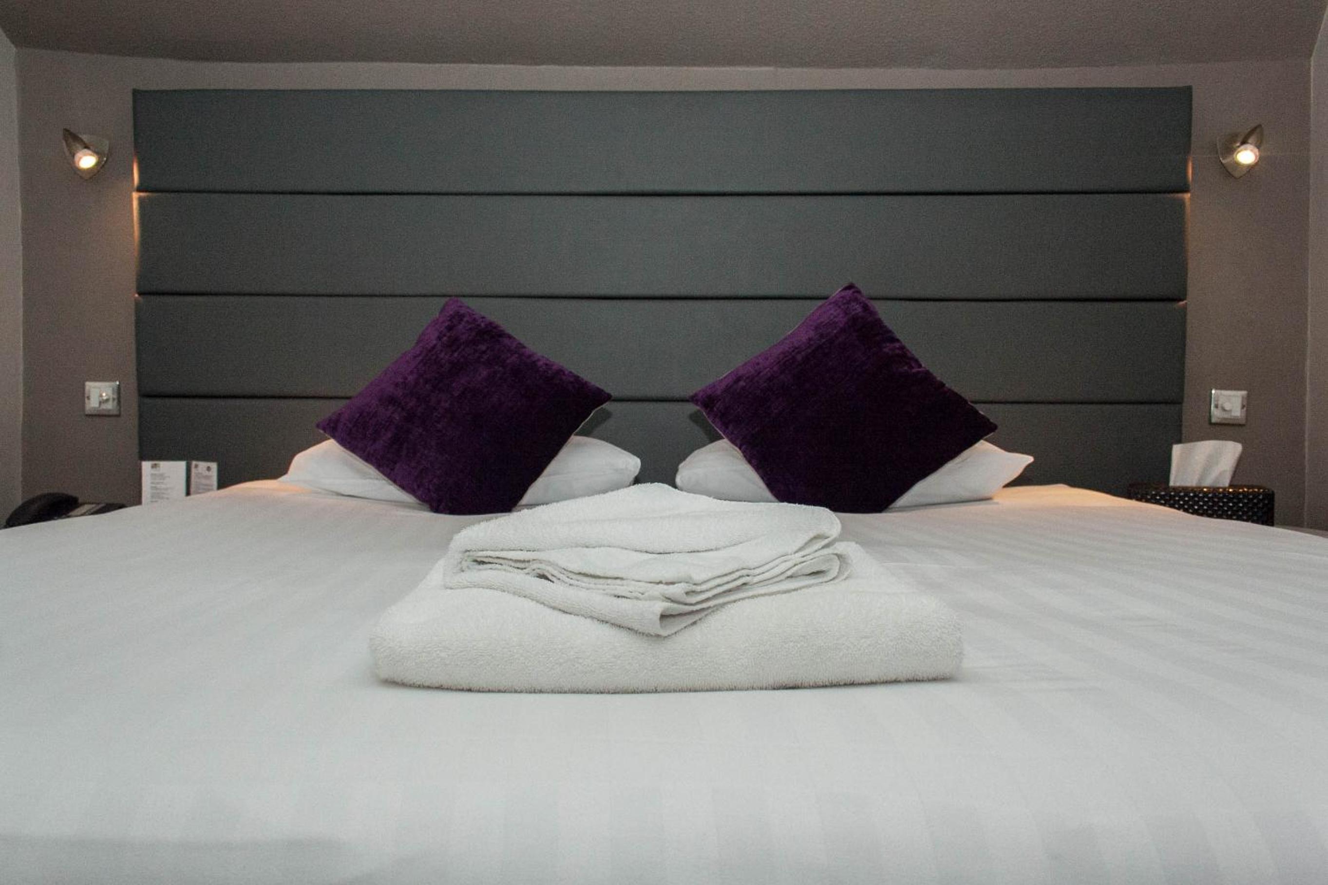 Double Room - Photo 6
