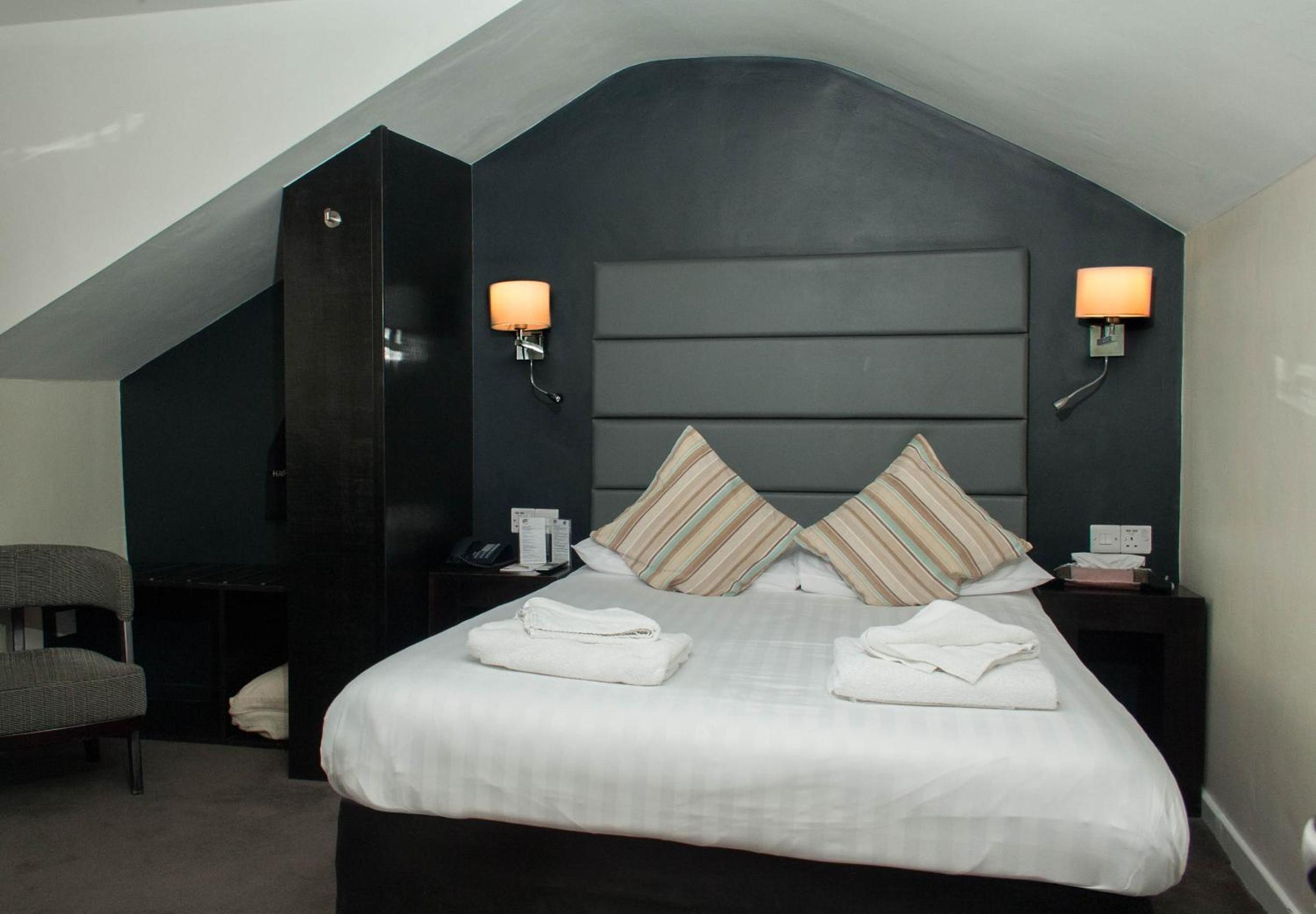 Small Double Room - Photo 5