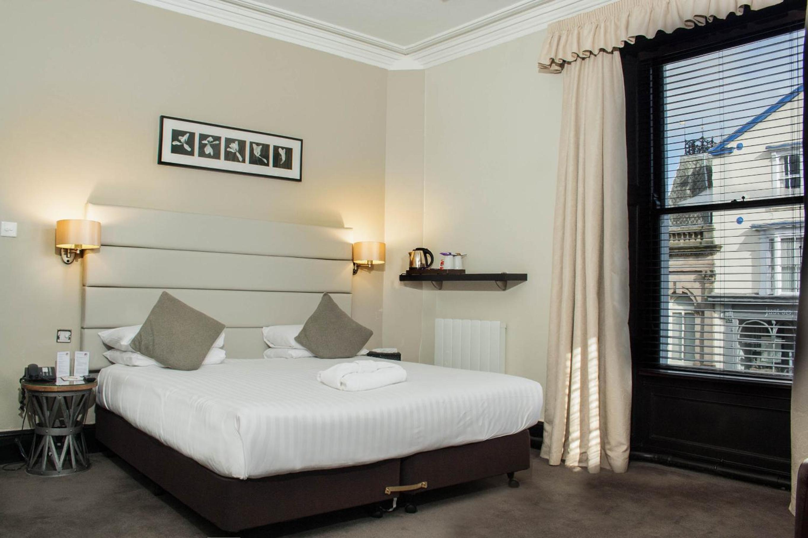 Executive Superior Room - Photo 17