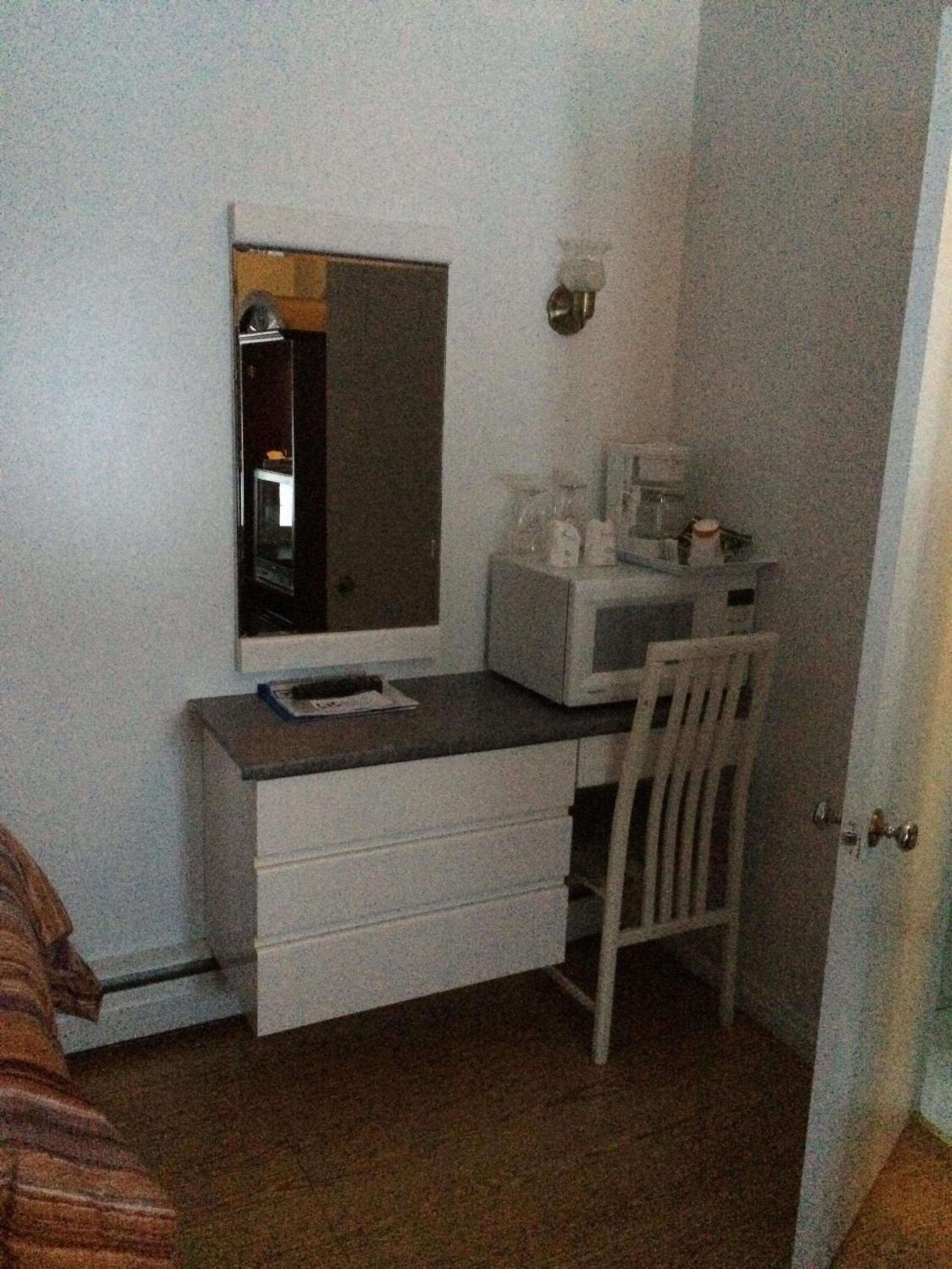Standard Twin Room photo 2