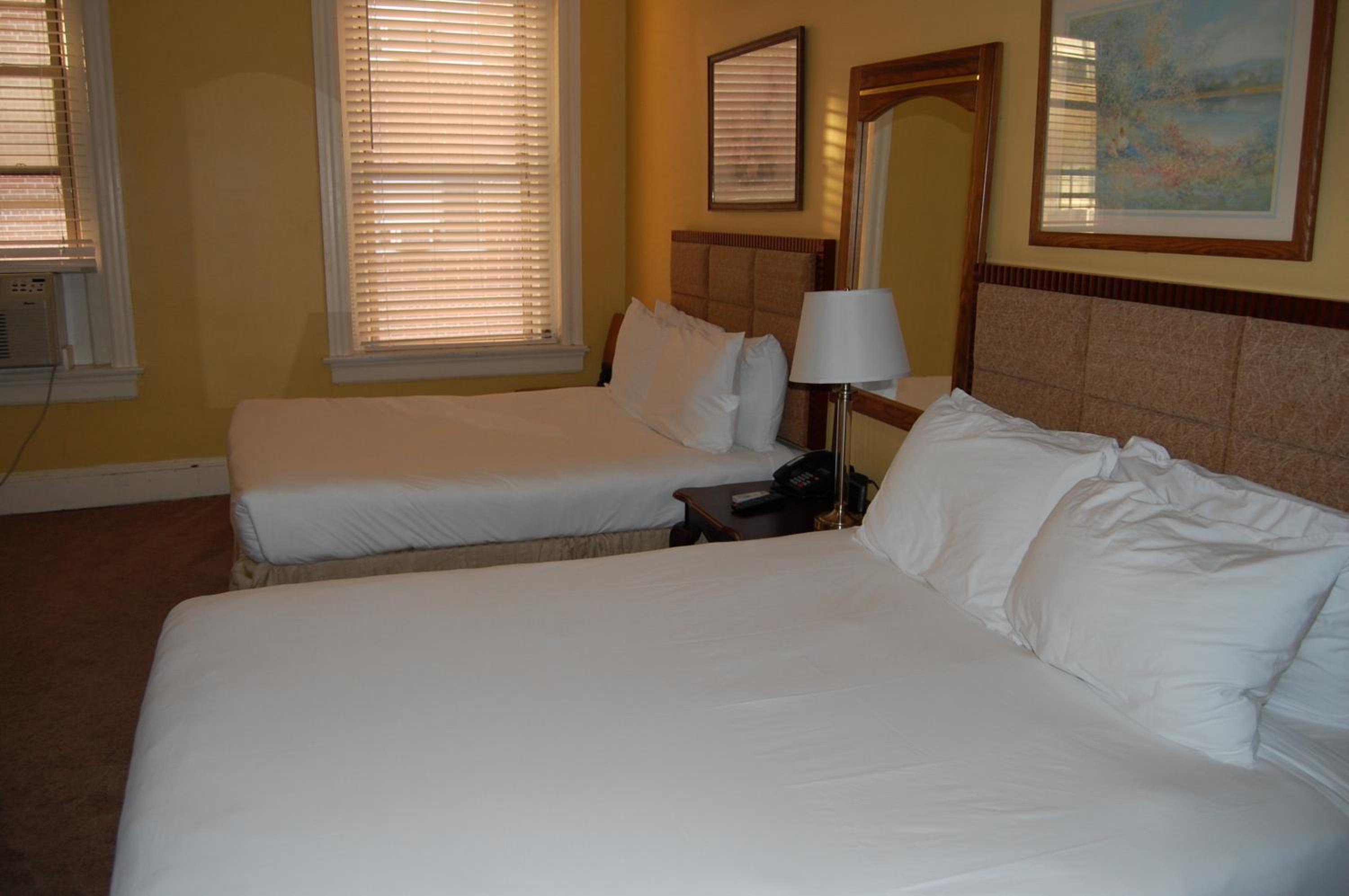 Double Room with Two Double Beds photo 1