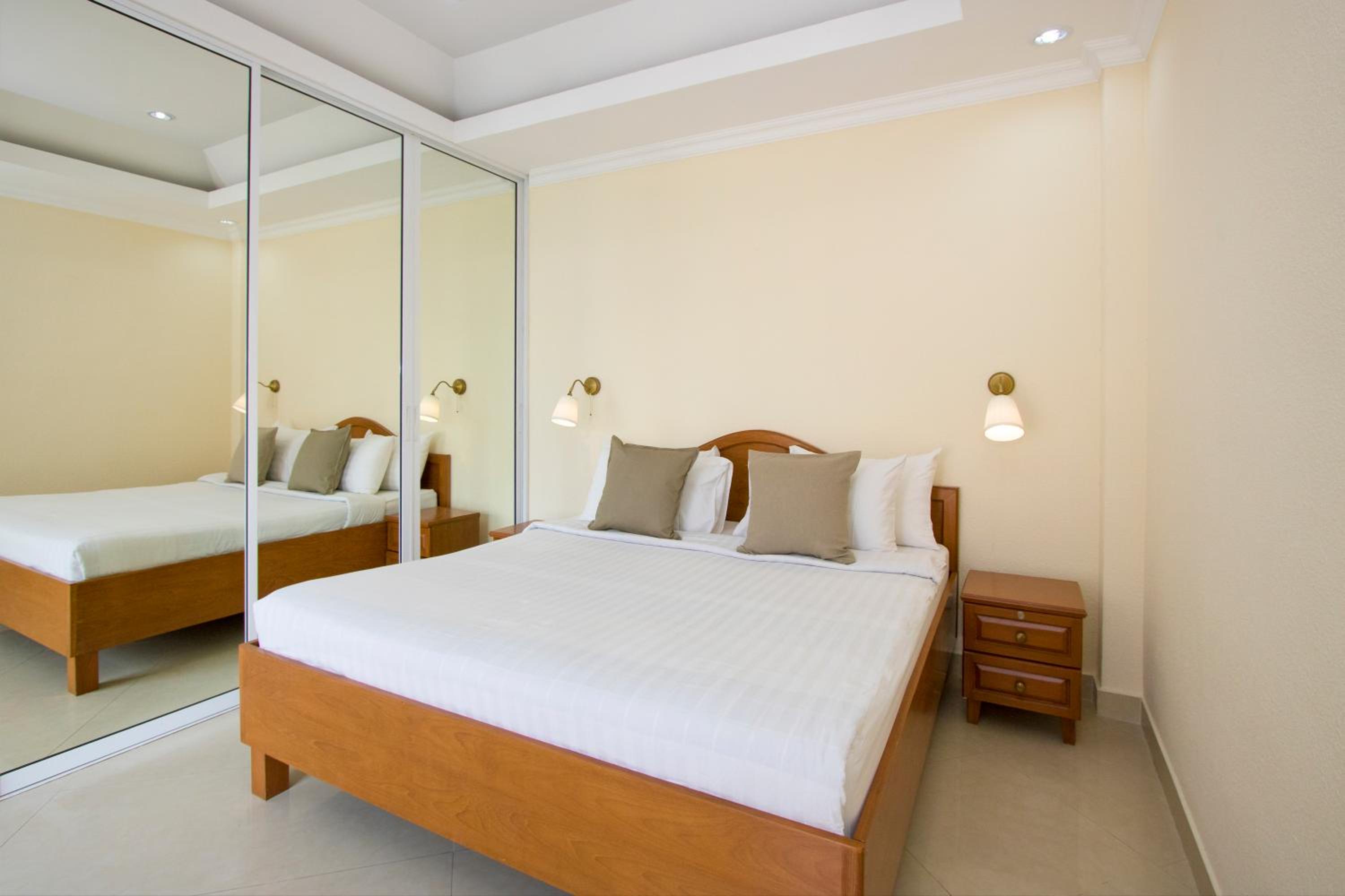 Three-Bedroom Villa with Spa Bath and Private Pool