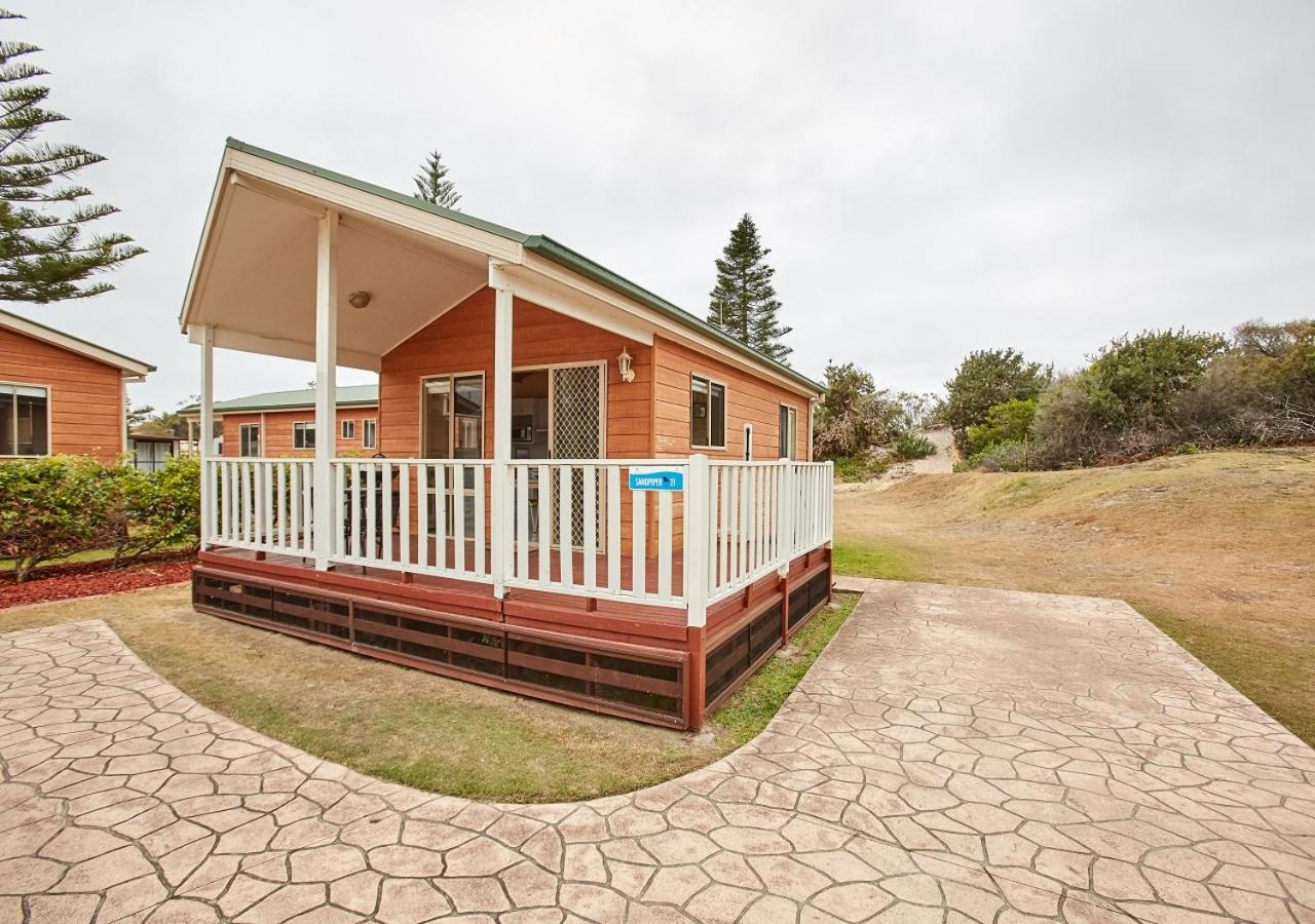 Sandpiper One Bedroom Cabin  photo 2