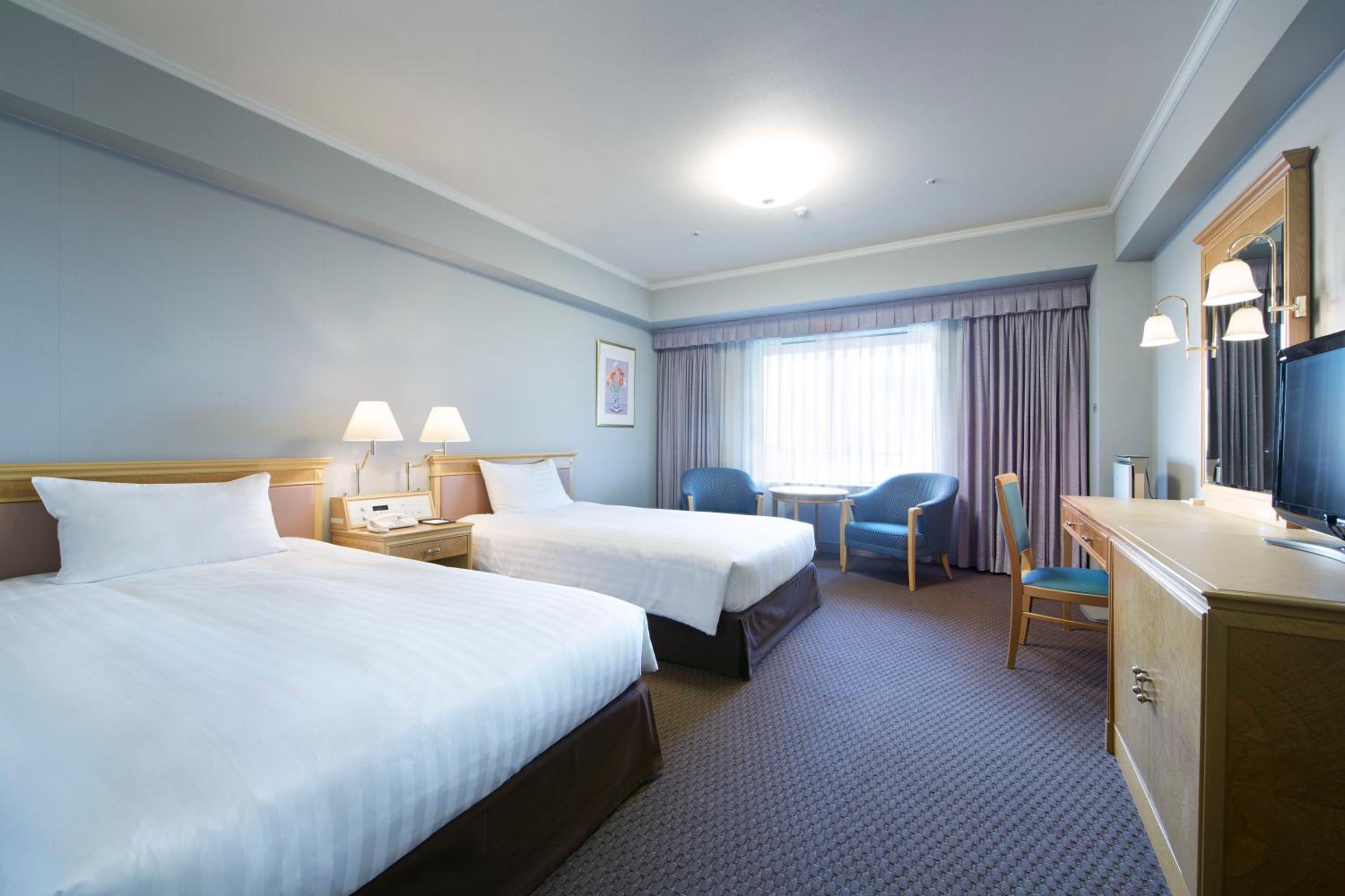 Superior Twin Room with Bayside View - Non-Smoking - Photo 7