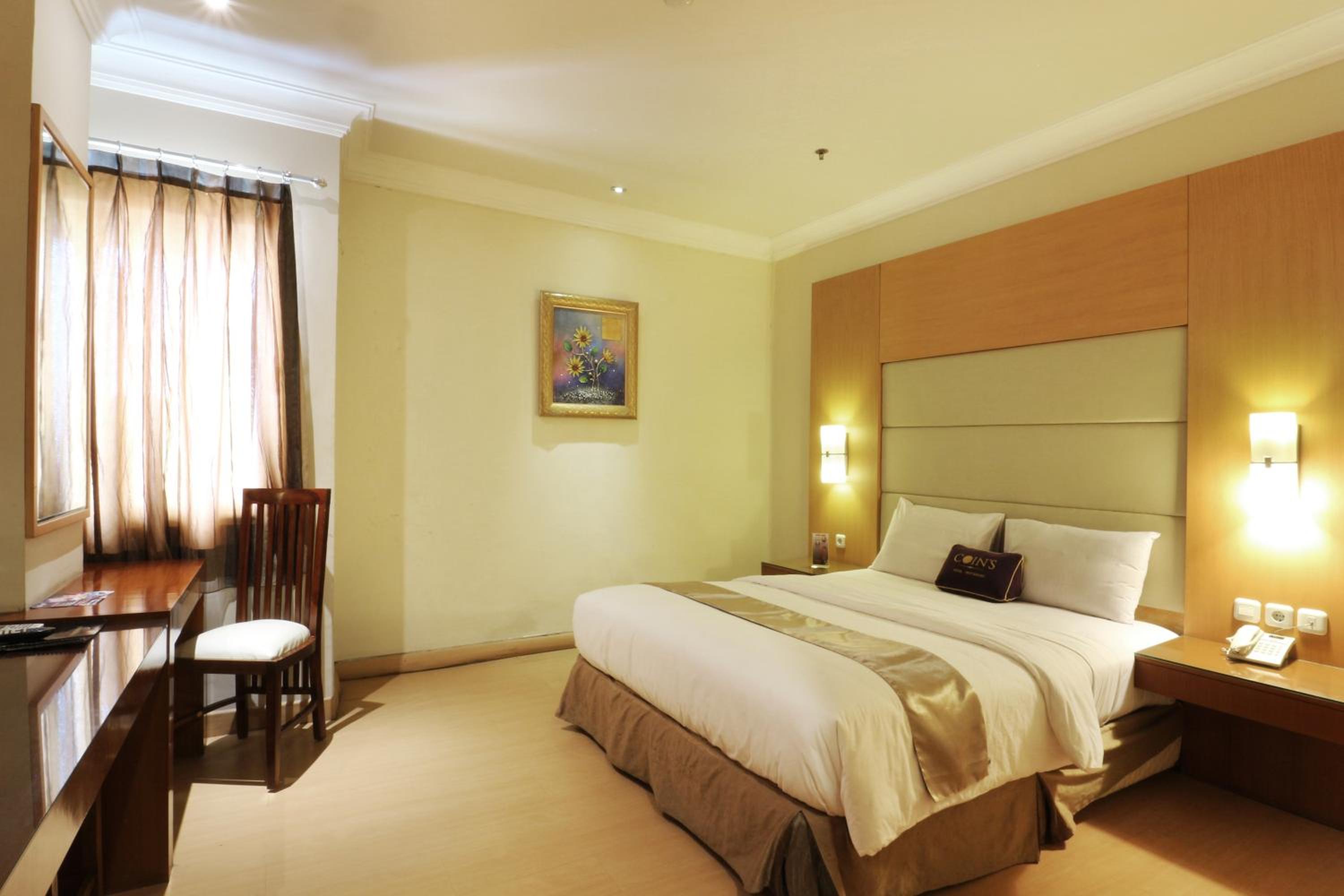 Deluxe Room - Photo 1