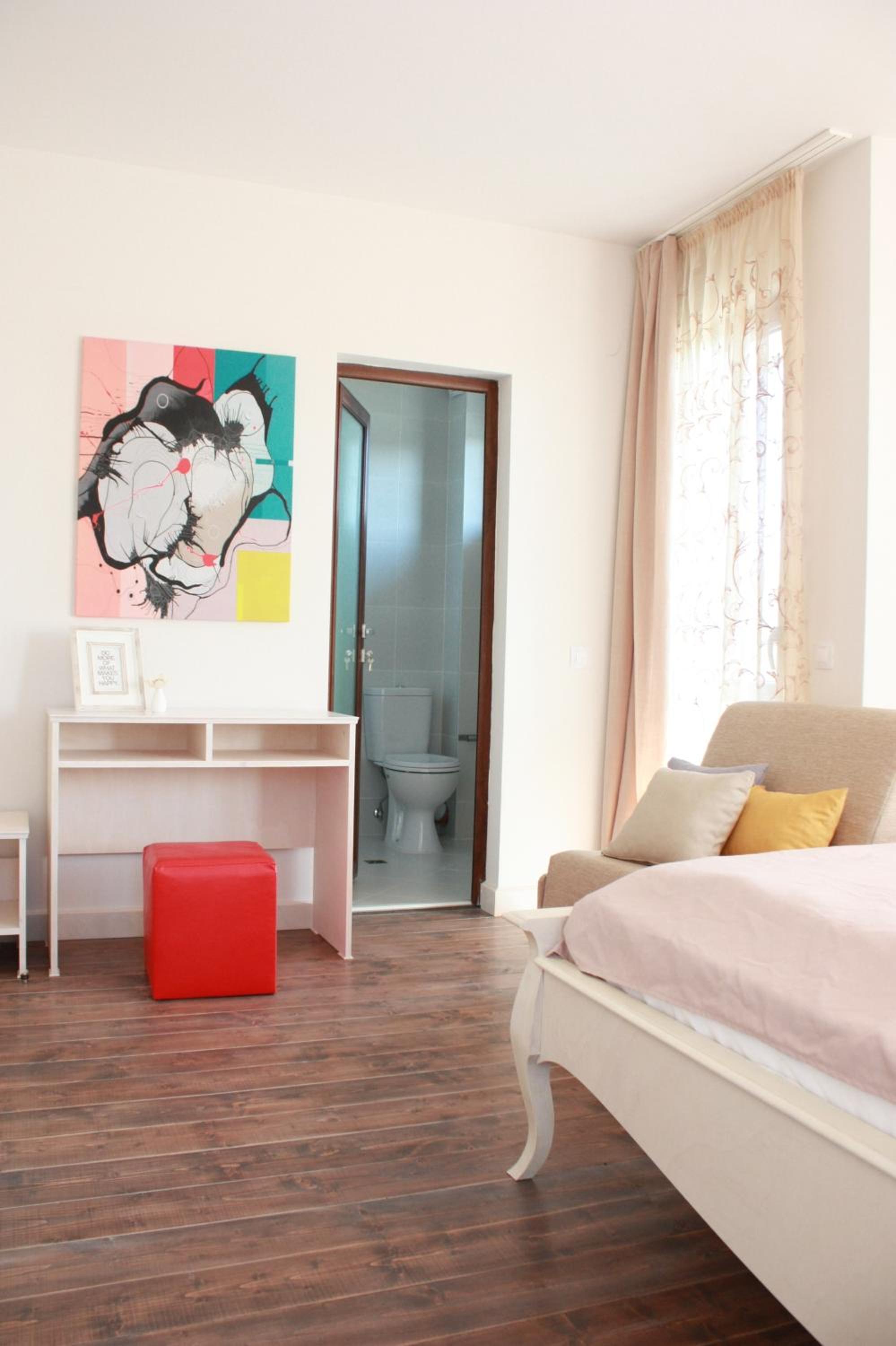 Double Room with Balcony (2 Adults + 1 Child) photo 3