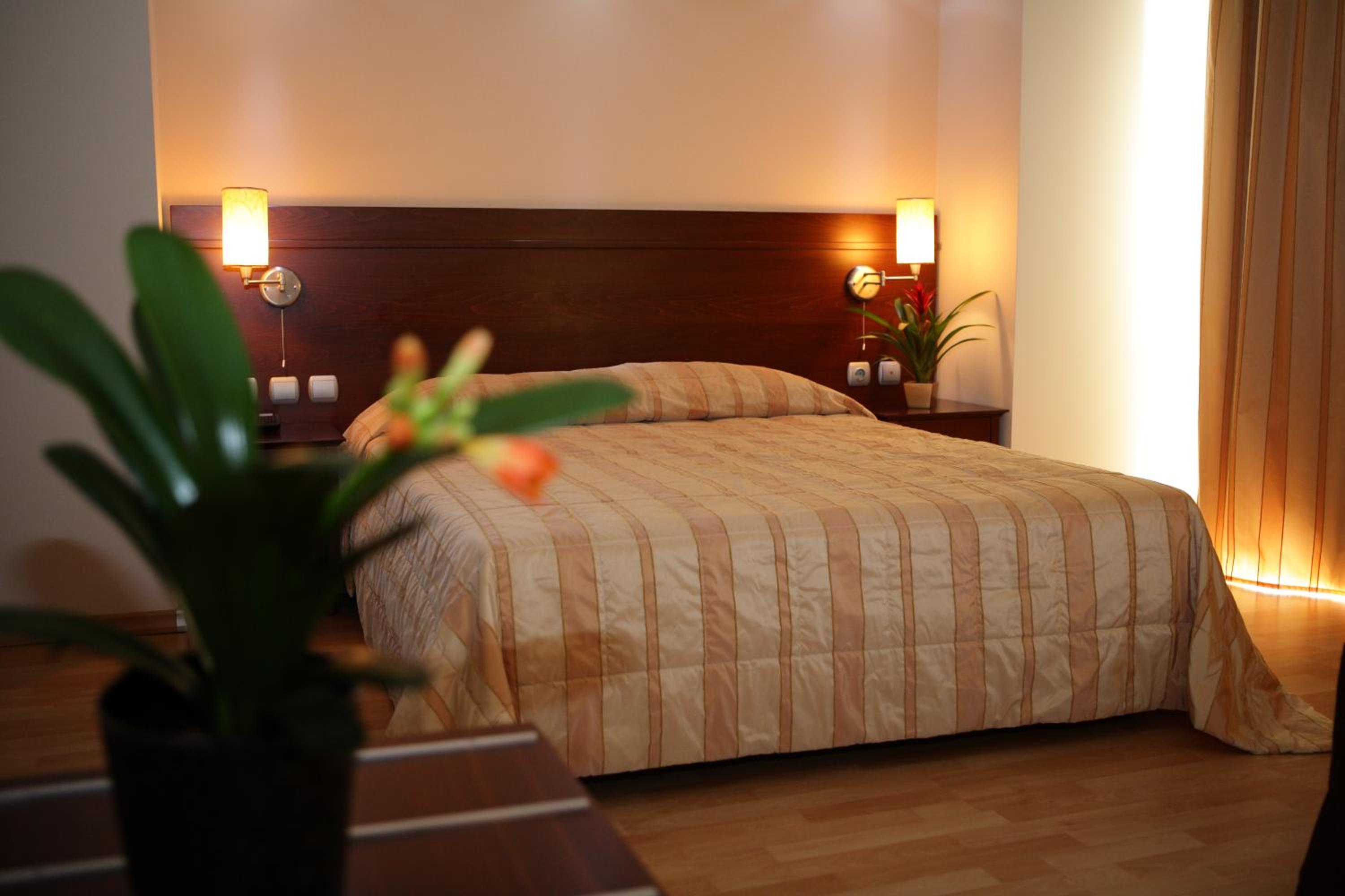 Deluxe Double Room with Sea View - Photo 1