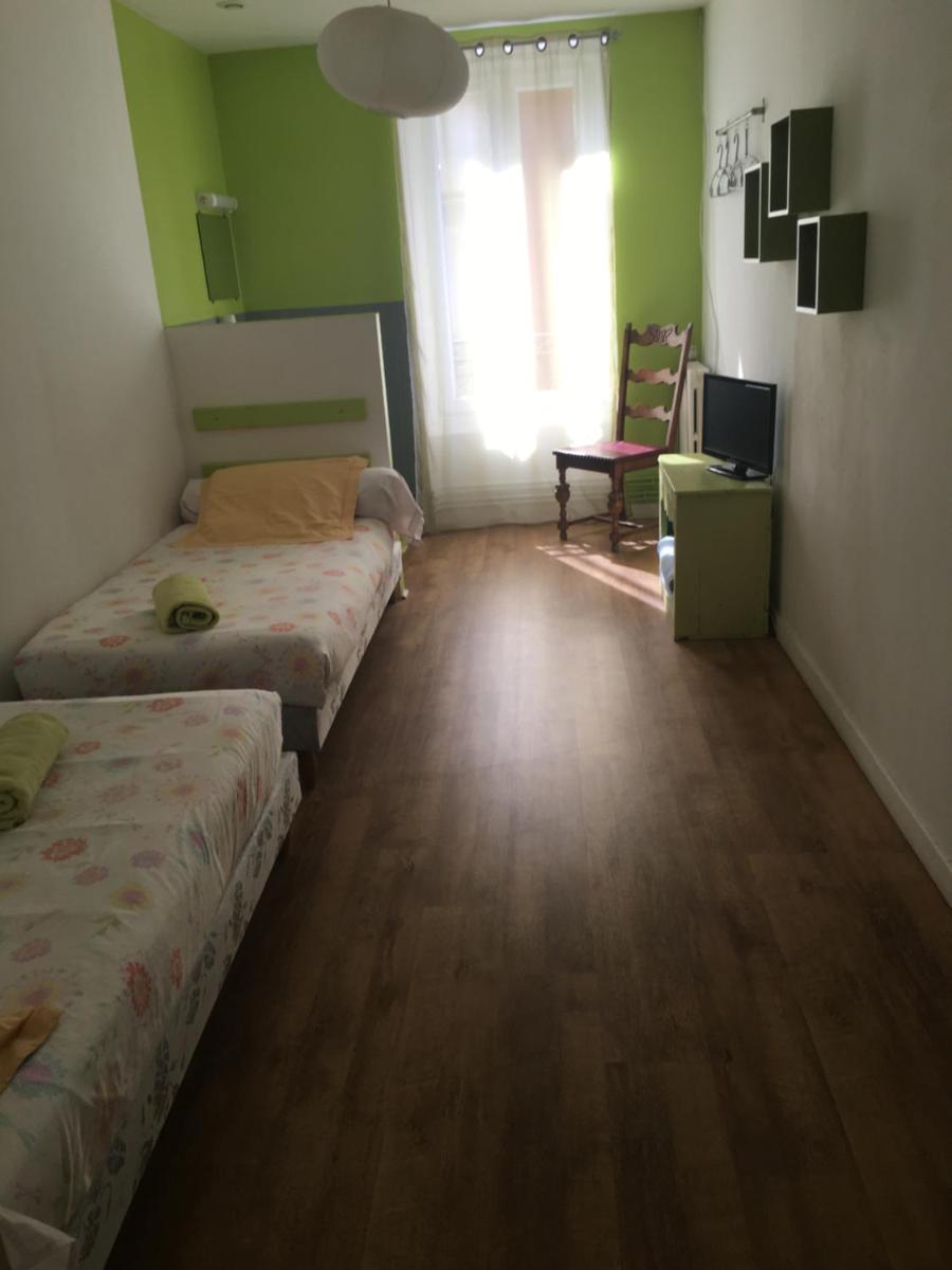 Single Room with Shared Toilet photo 2