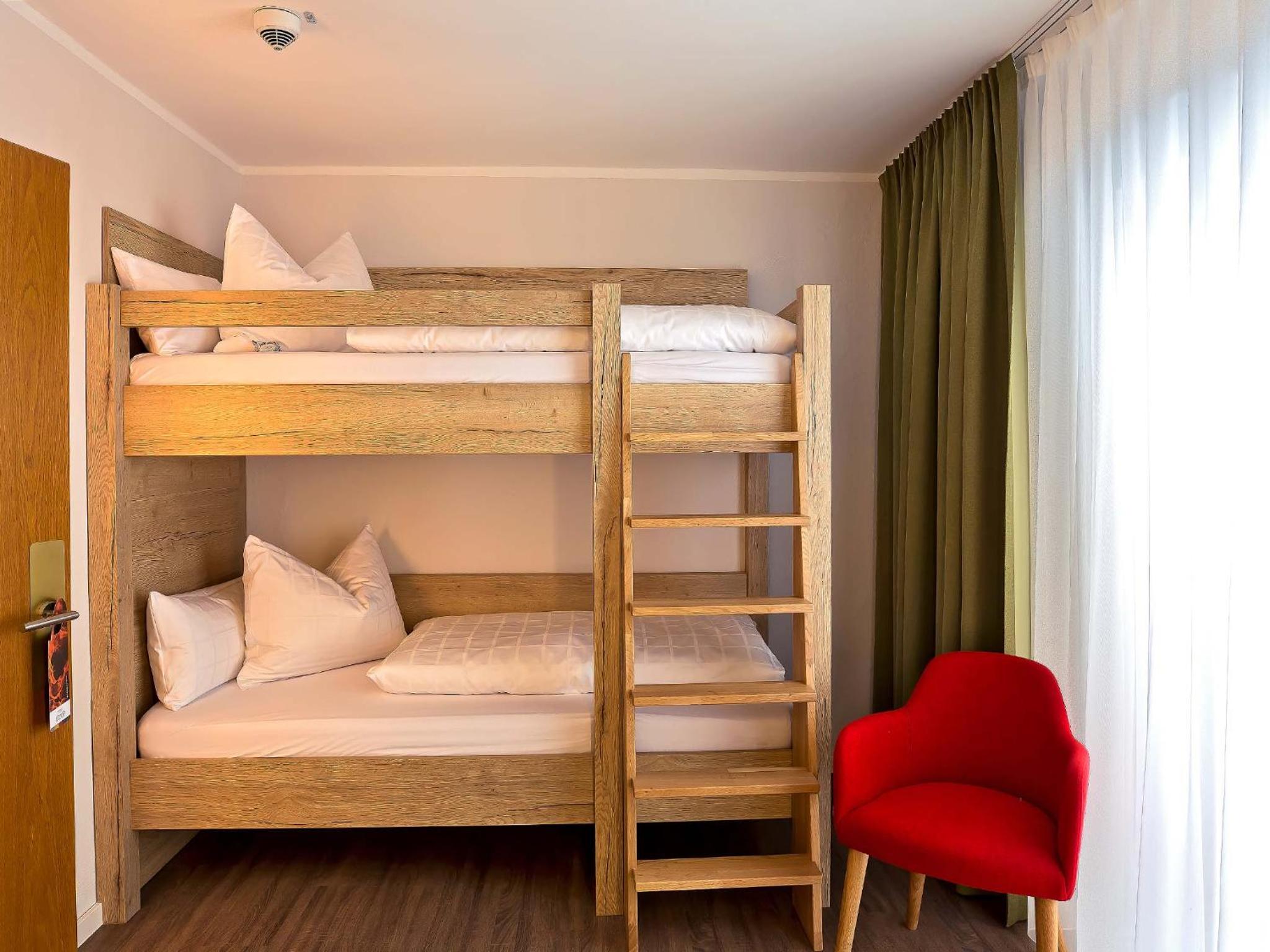 Twin Room with Bunk Bed