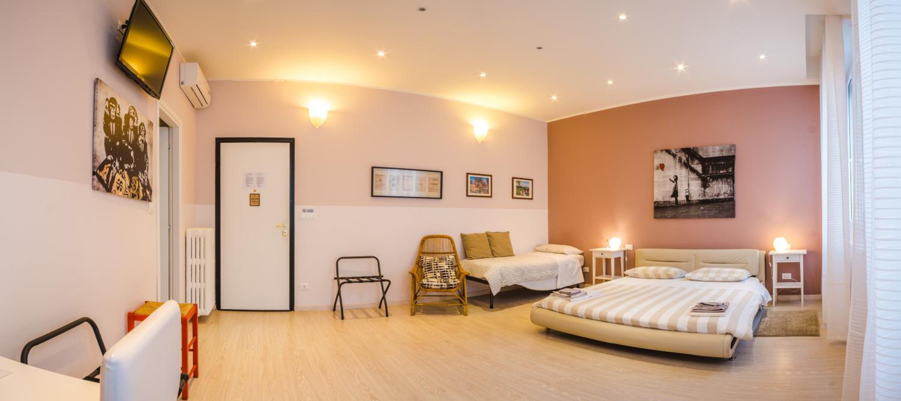 Superior Quadruple Room - Photo 7