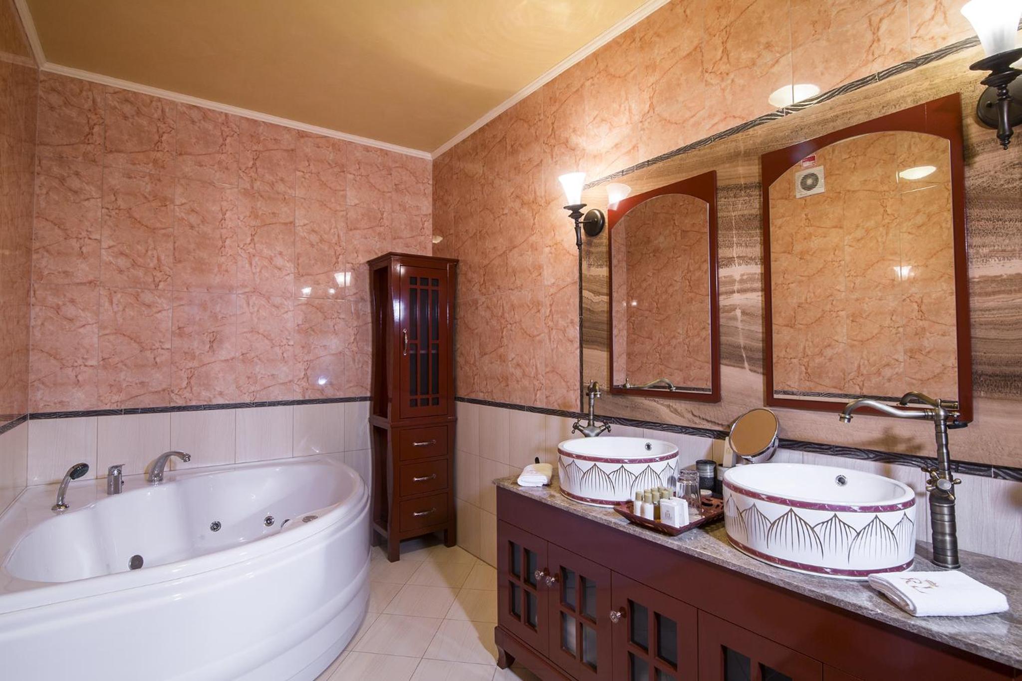 Presidential Suite