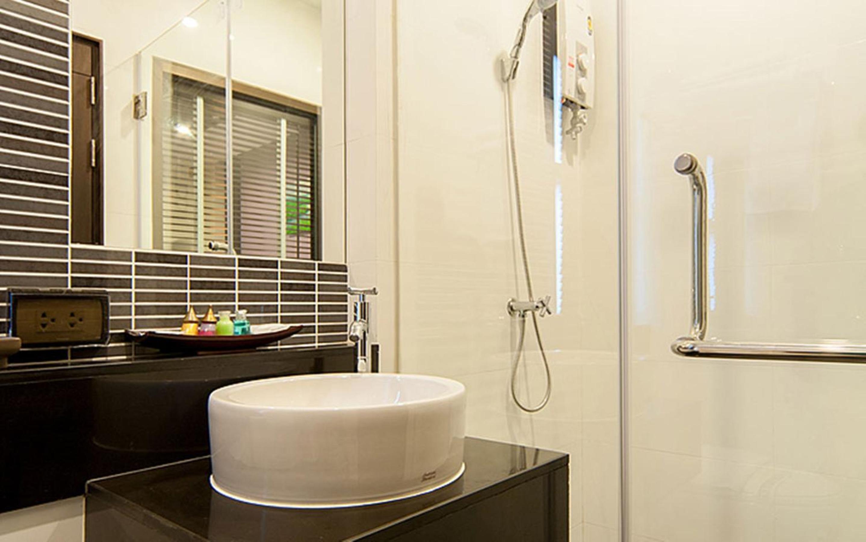 Standard Single Room with Street View  photo 3