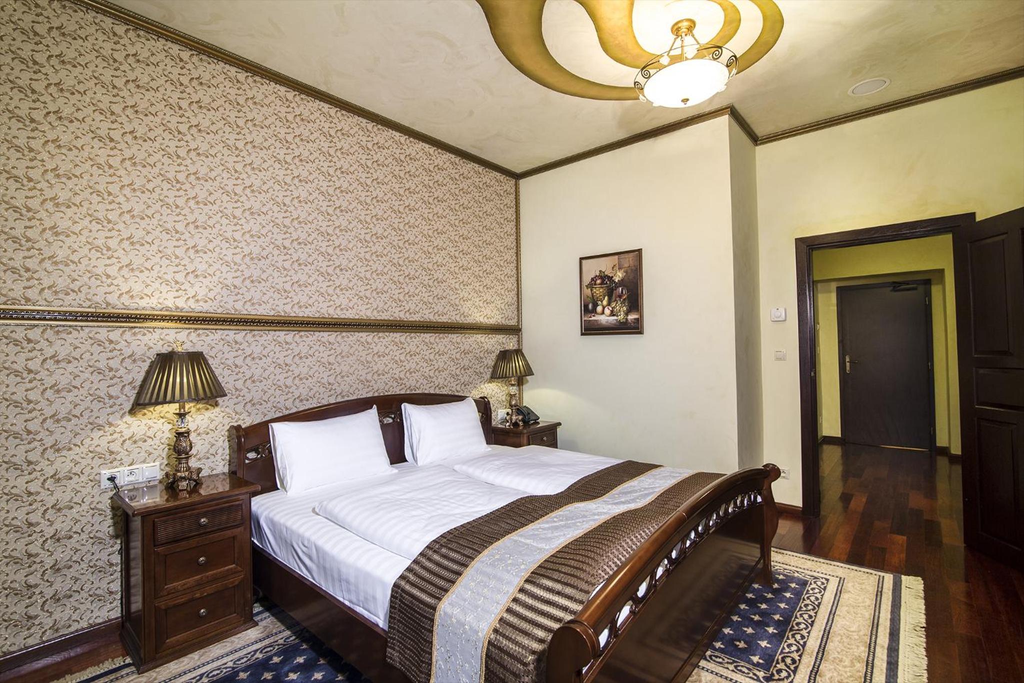 Available room