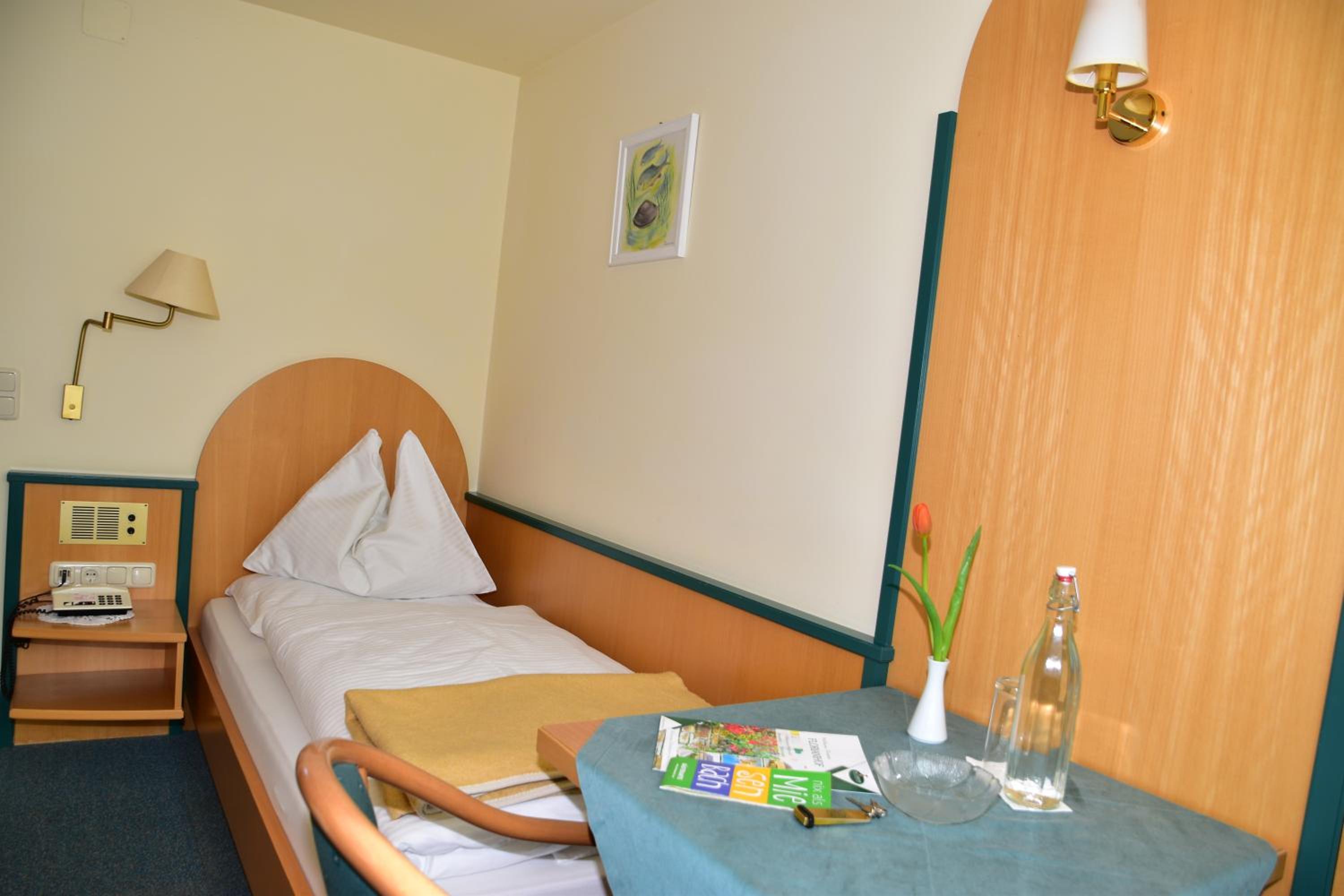 Standard Single Room photo 2