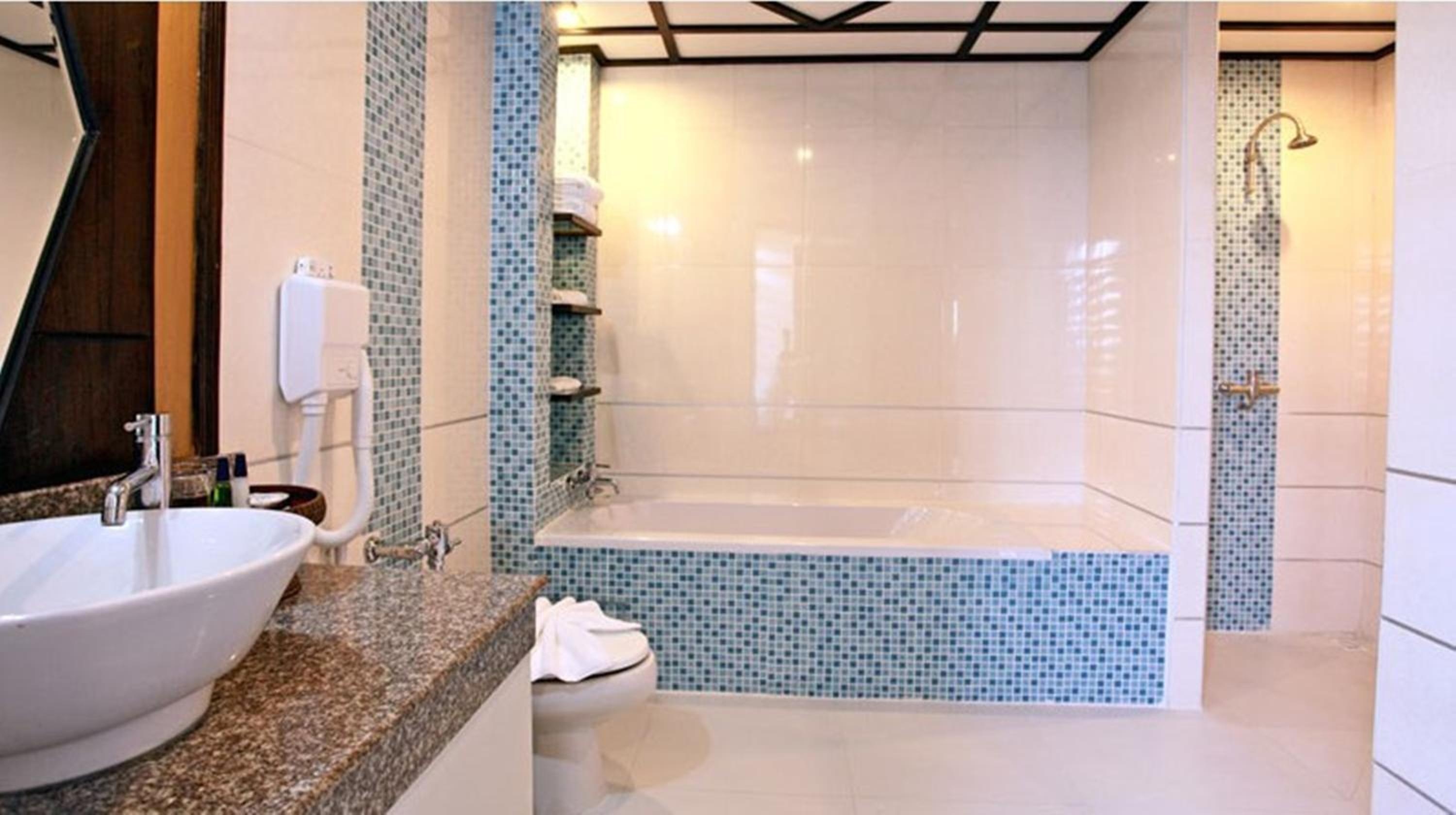 Family Two-Bedroom Suite - Photo 4