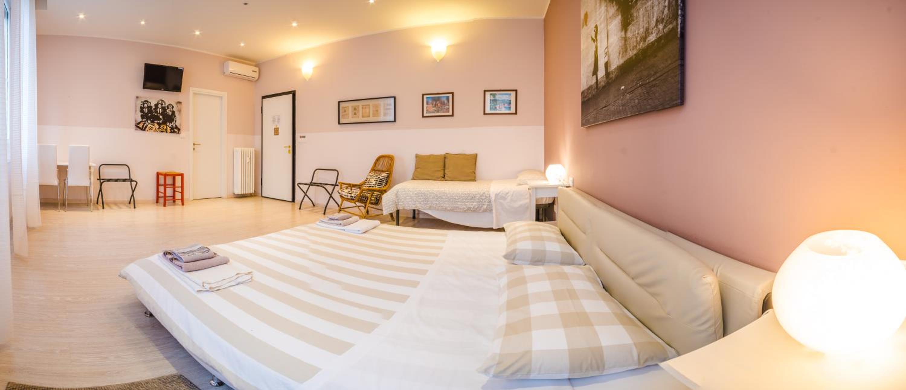 Superior Quadruple Room - Photo 6