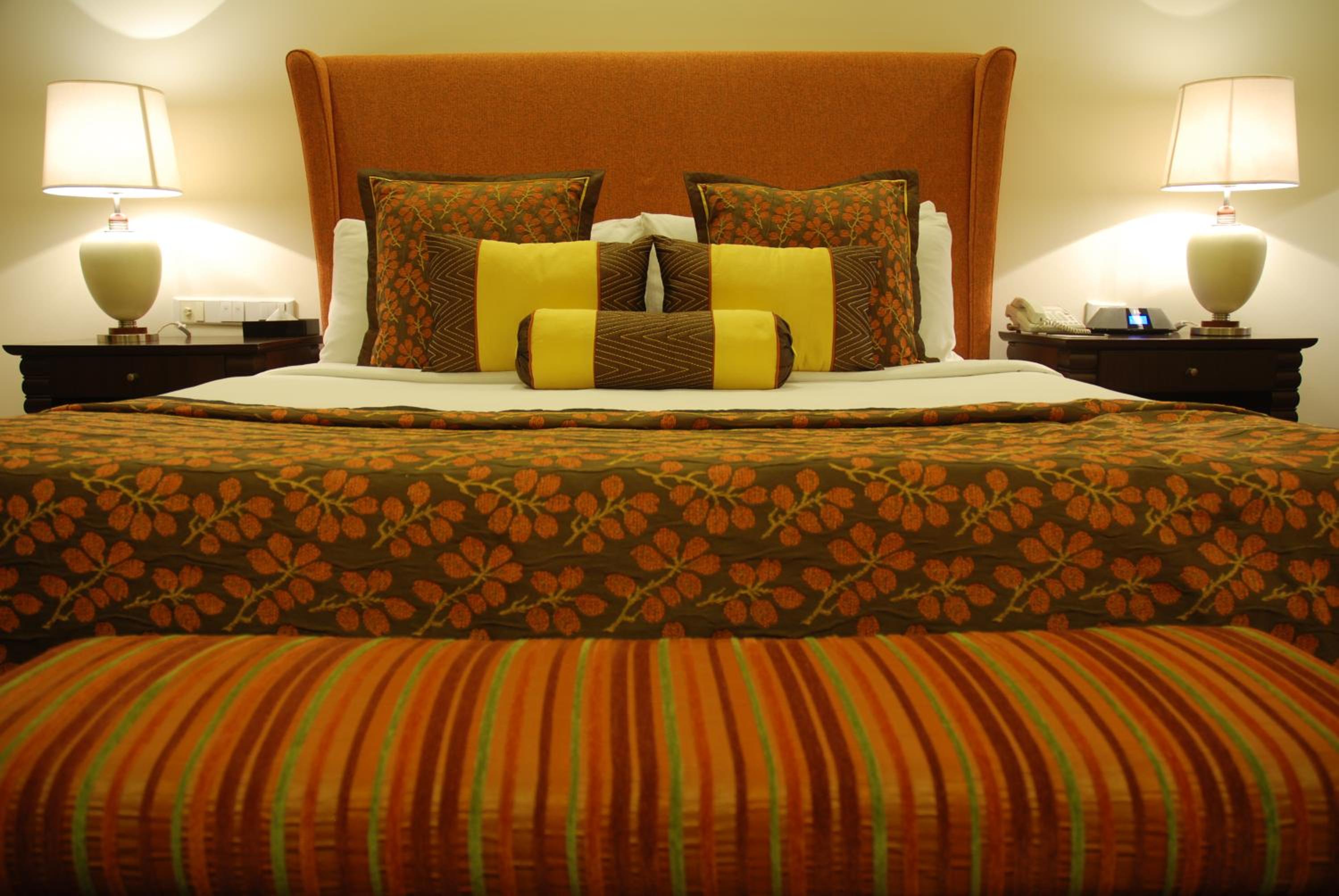Luxury One-Bedroom Suite With Complimentary Airport Transfers  (Complimentary Welcome Drink on arrival,15% off on session of couple's Spa,15% off on session of couple's Spa, 15% off on Food & Beverage services, 15% Off on Laundry service for upto 20 items photo 3