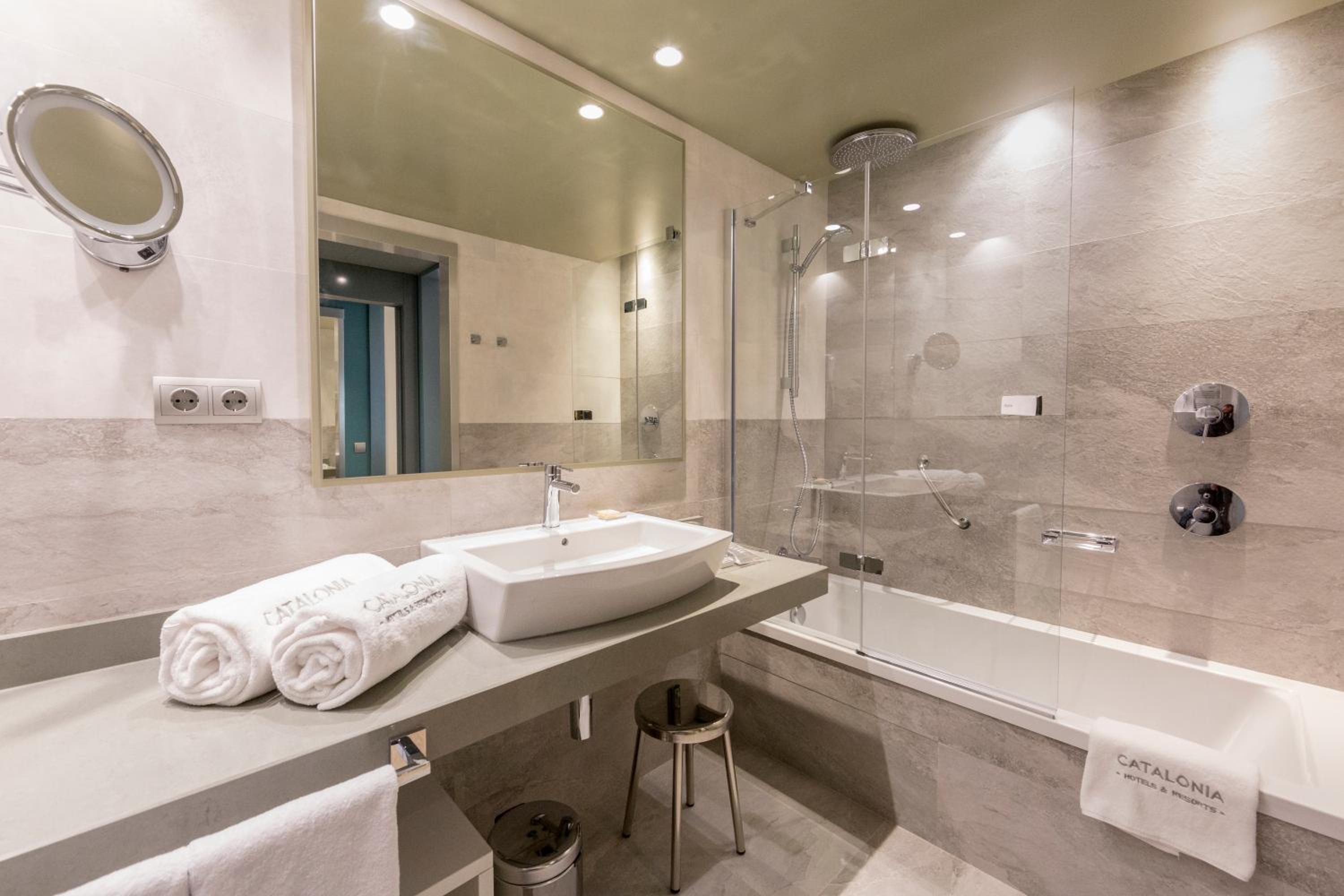 Double Room - Photo 4