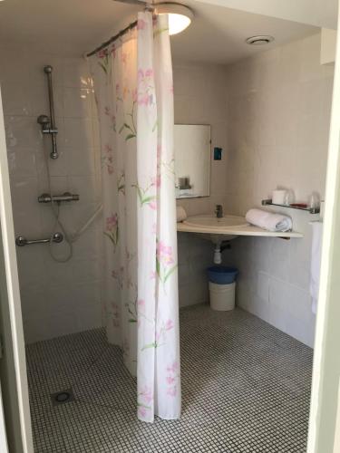 Double Room - Disability Access photo 1