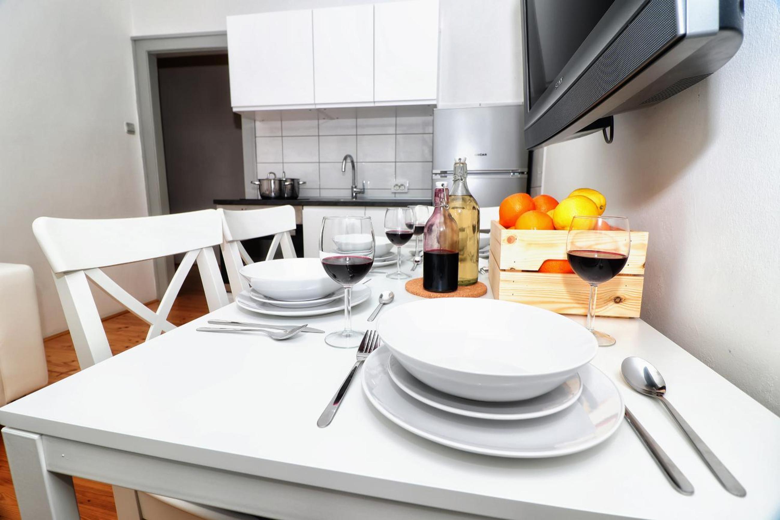 Apartment - Photo 10