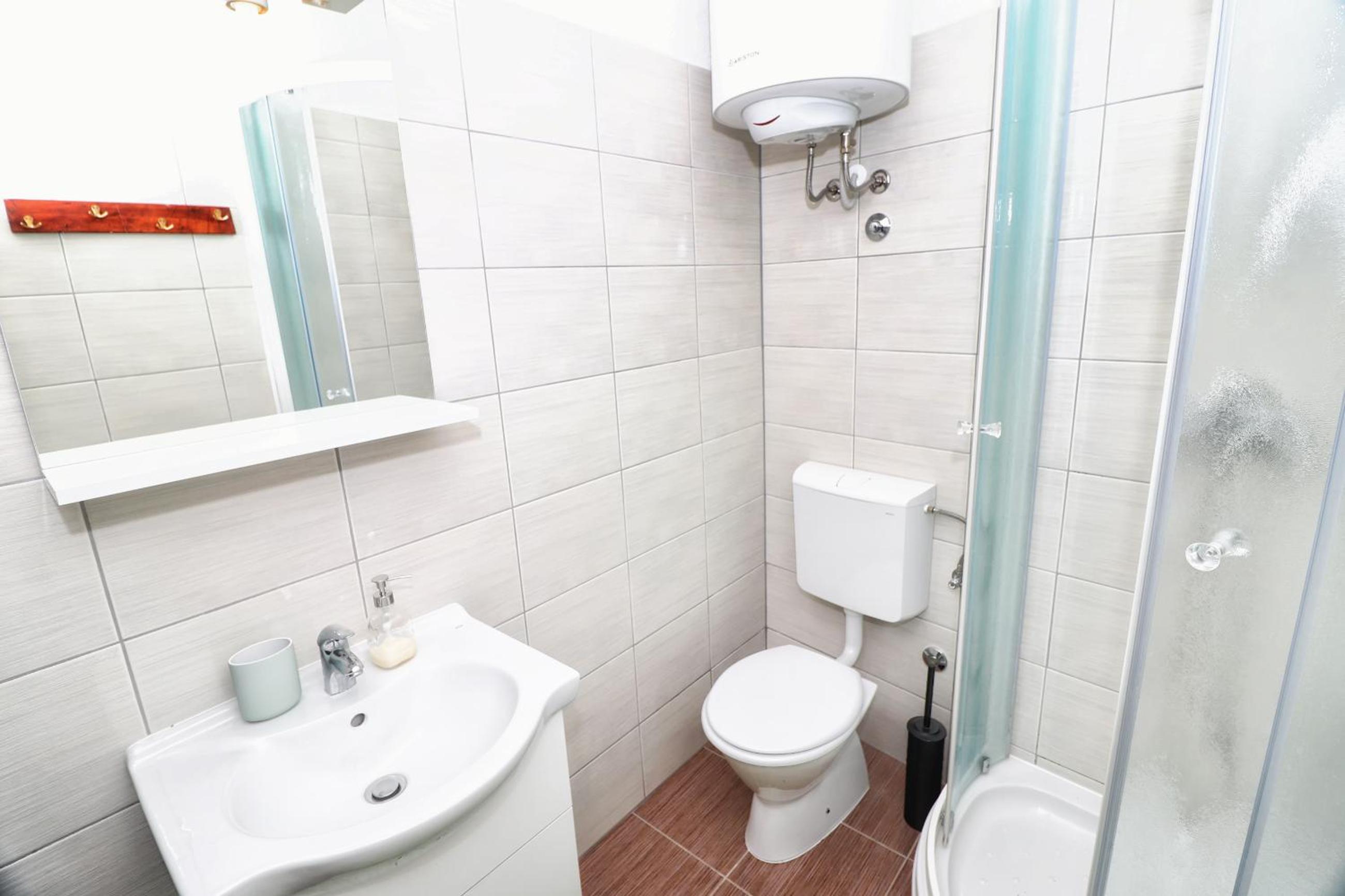 Apartment - Photo 17