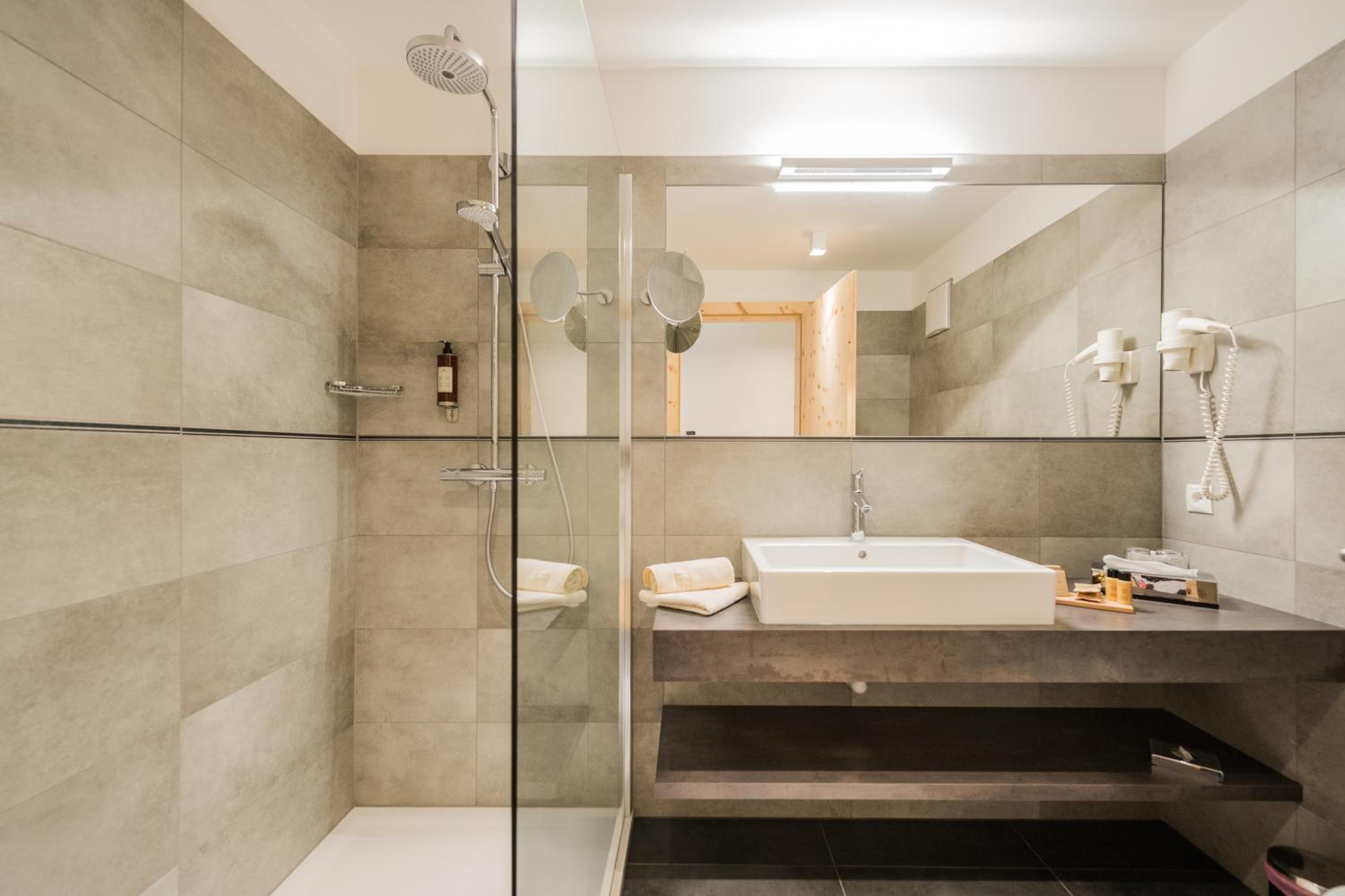 Superior Double Room - Photo 2