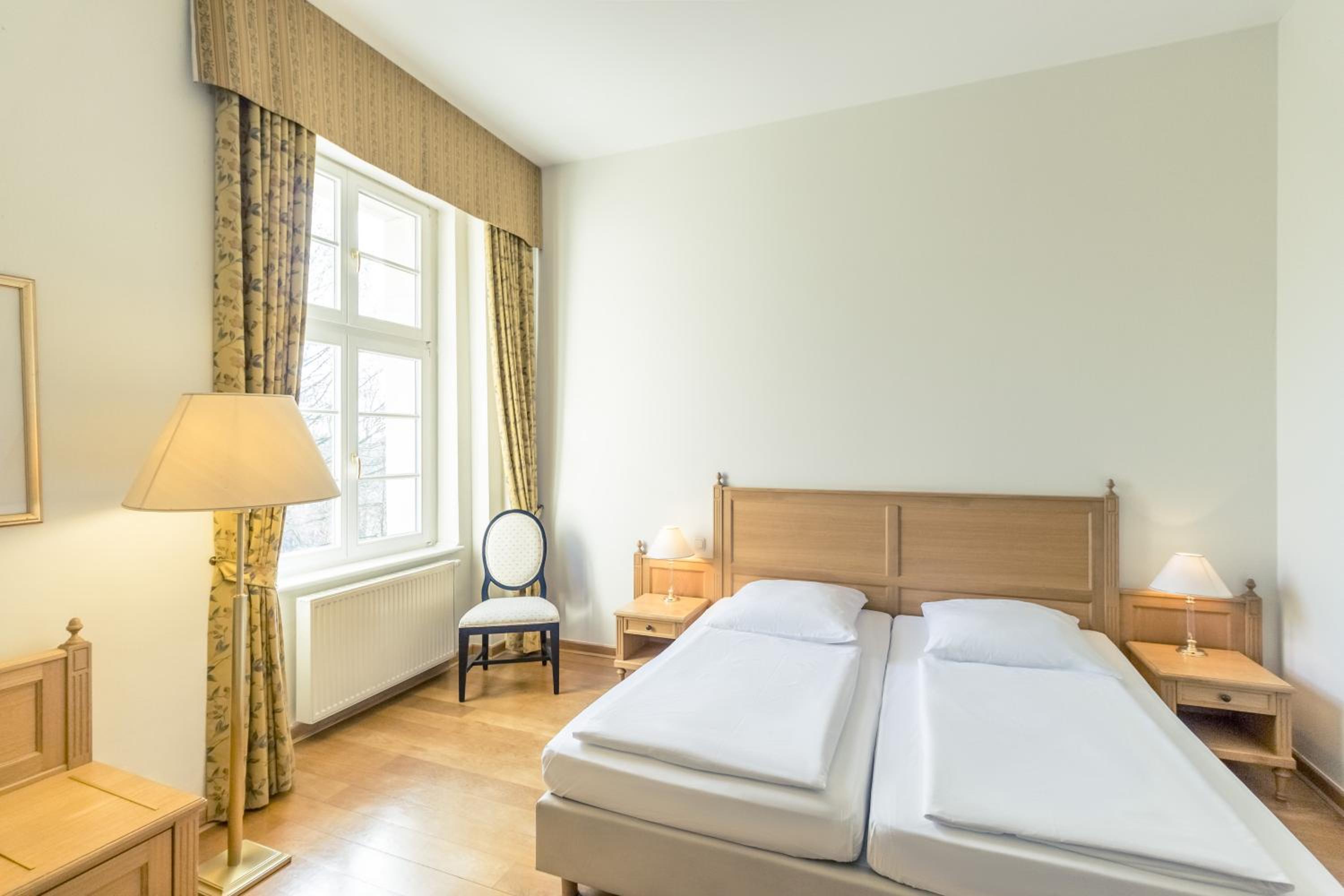 Royal Suite - Photo 2