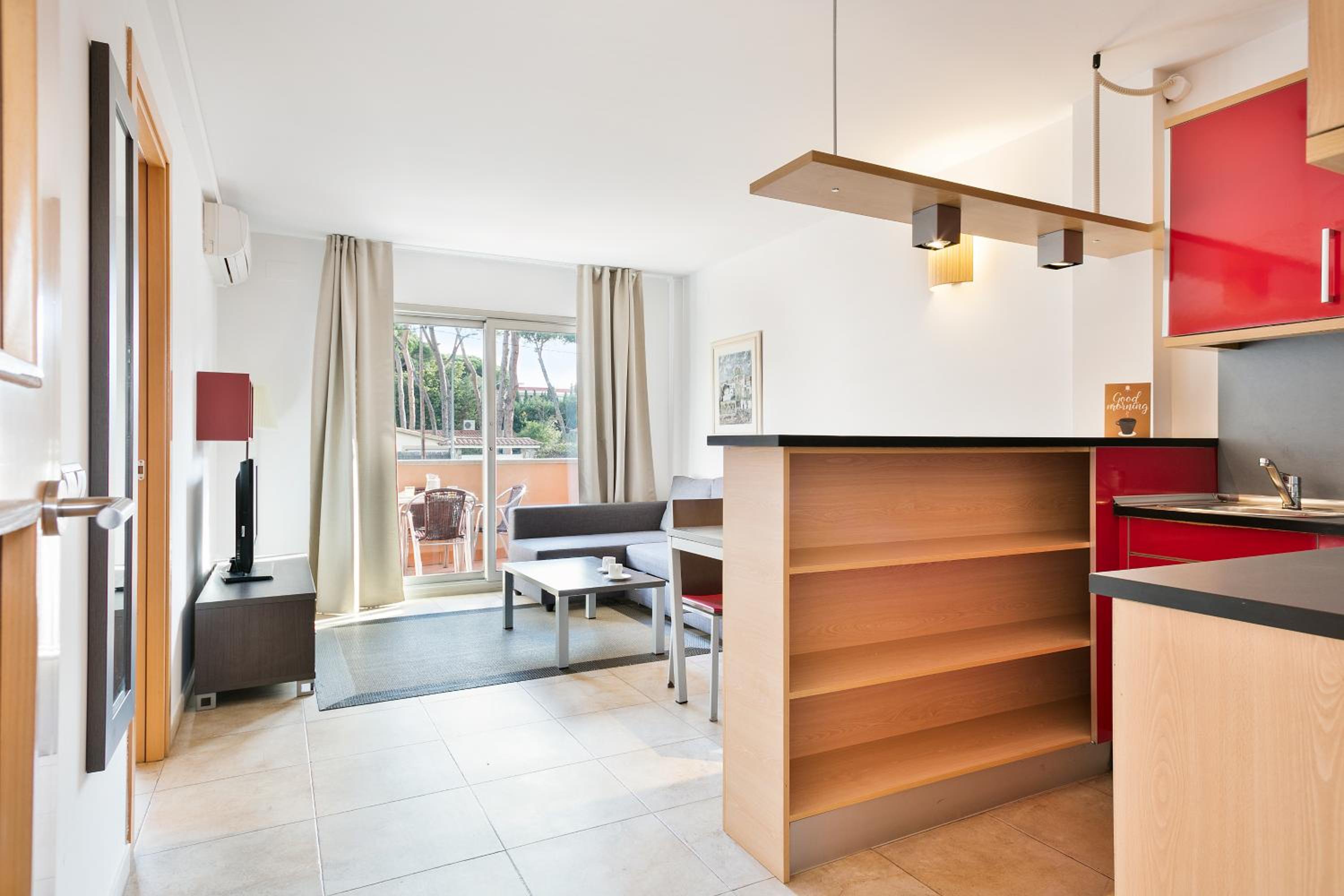 Superior One-Bedroom Apartment with Balcony photo 2