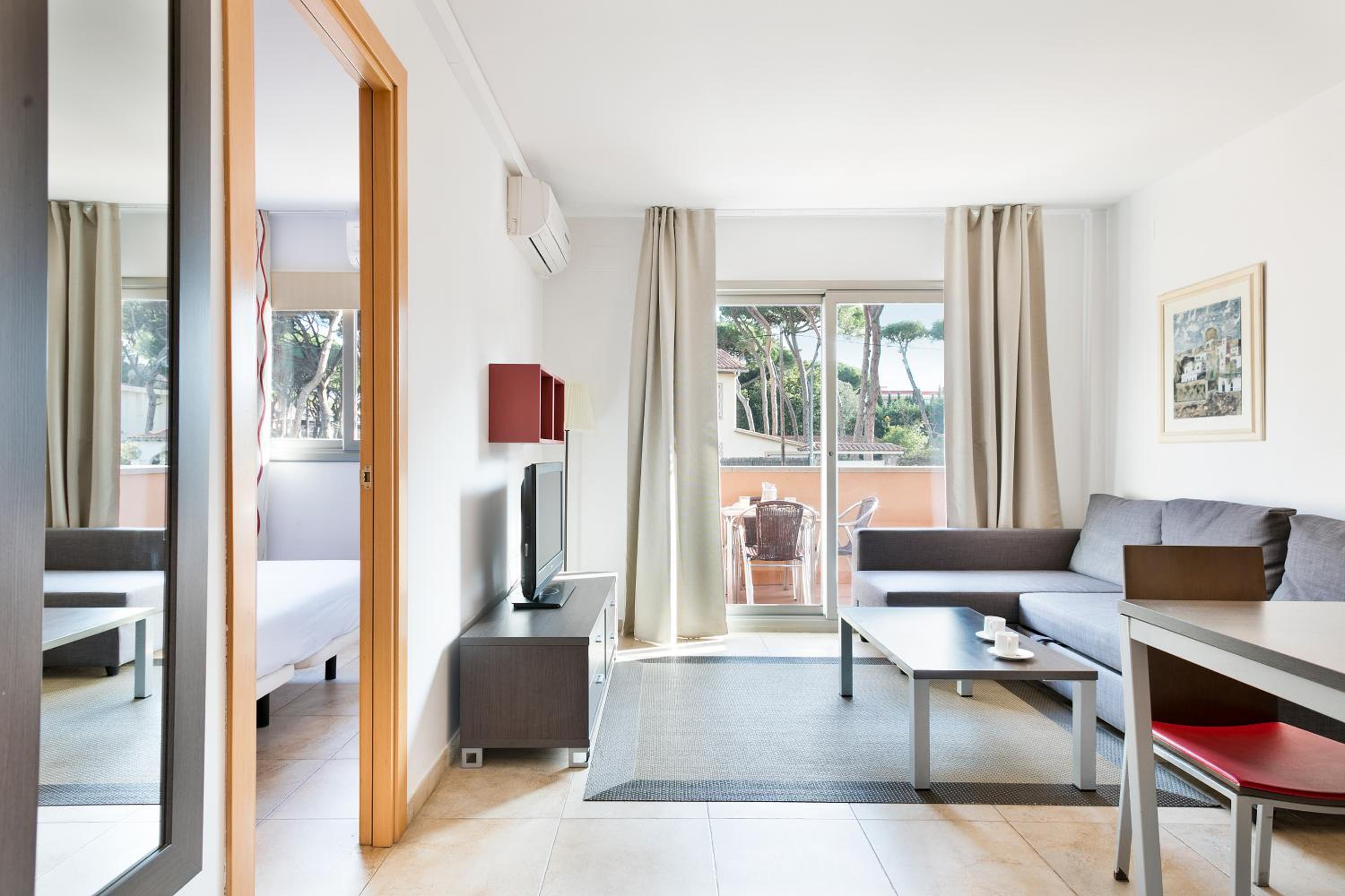 Apartamento de un dormitorio superior con balcón