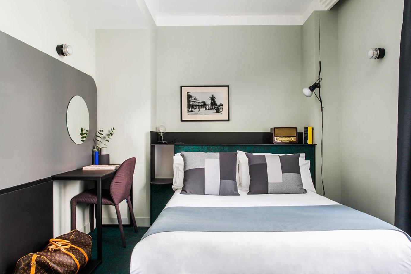Small Double Room - Photo 2