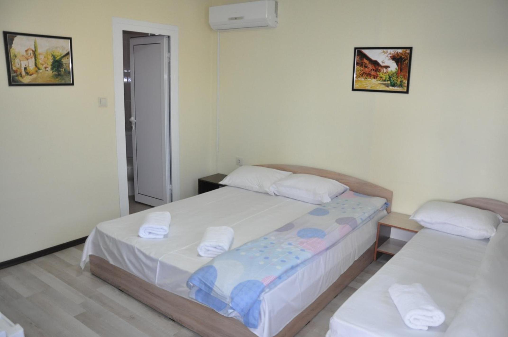 Family Room with Terrace photo 1