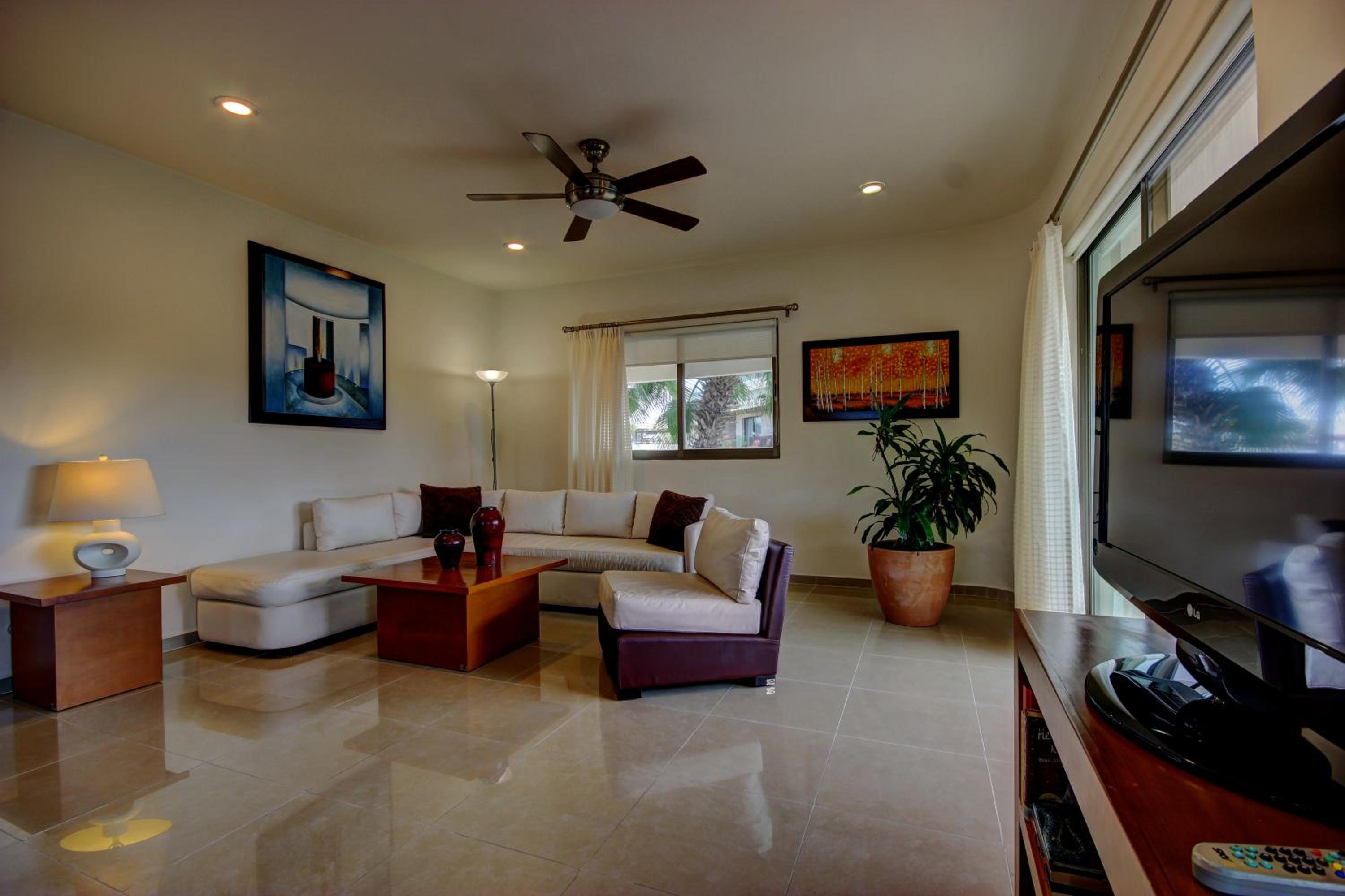 Palmar 2 bedroom Penthouse 5th Avenue  - Photo 8