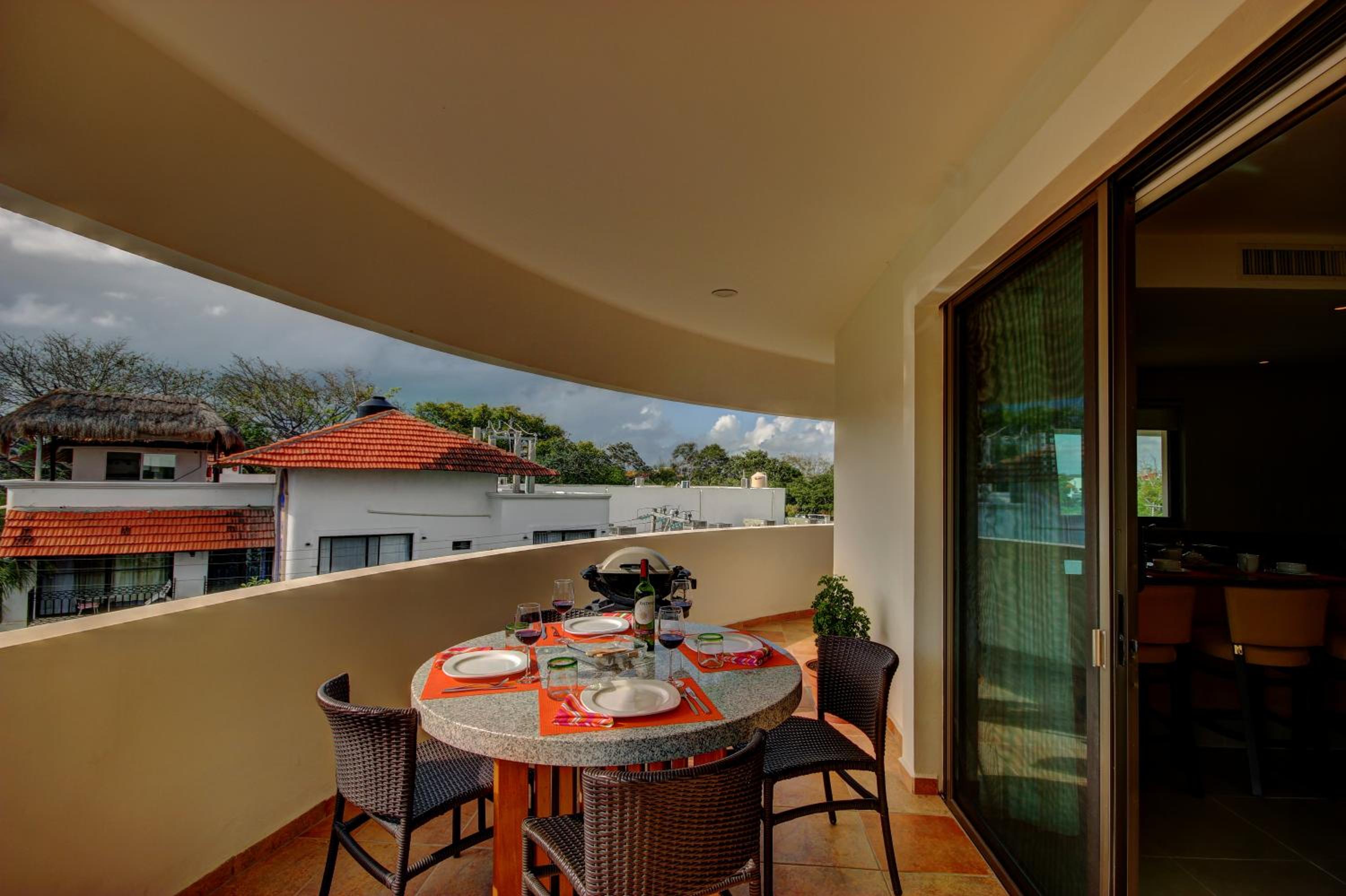 Palmar 2 bedroom Penthouse 5th Avenue  - Photo 3