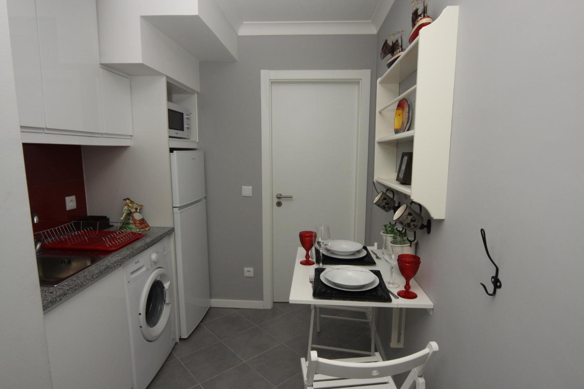 One-Bedroom Apartment - Photo 8