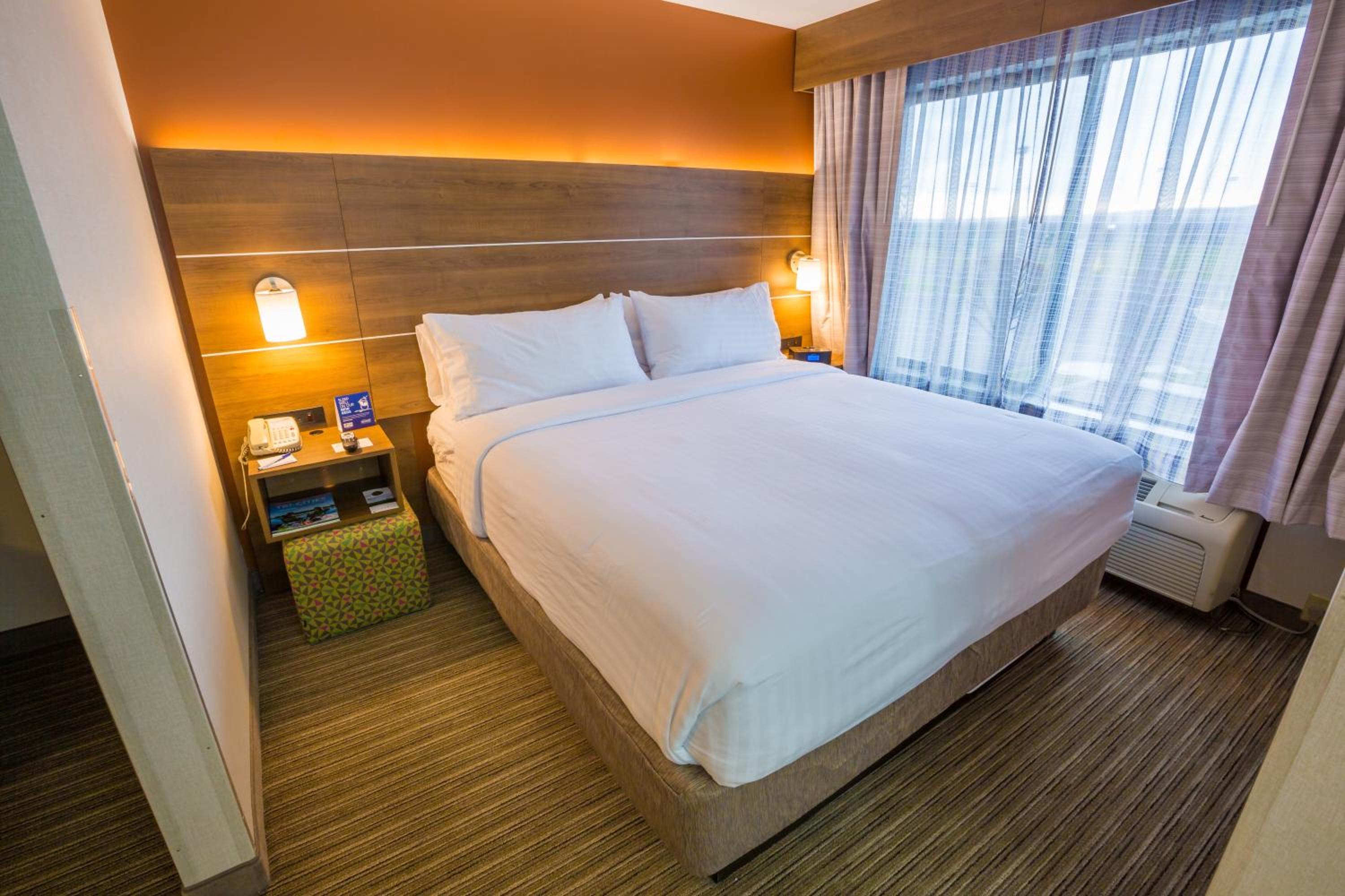 King Suite - Photo 1