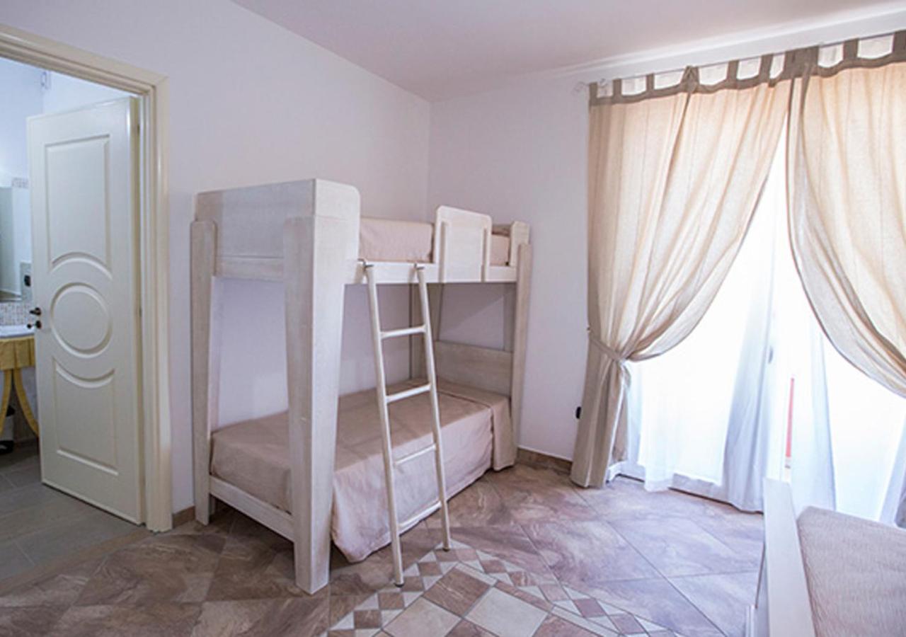 Quadruple Room - Photo 3