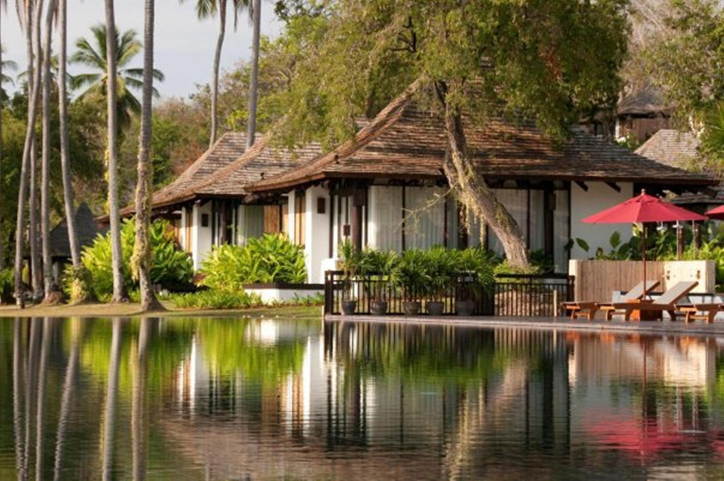 Deluxe Villa Beachfront - Photo 6