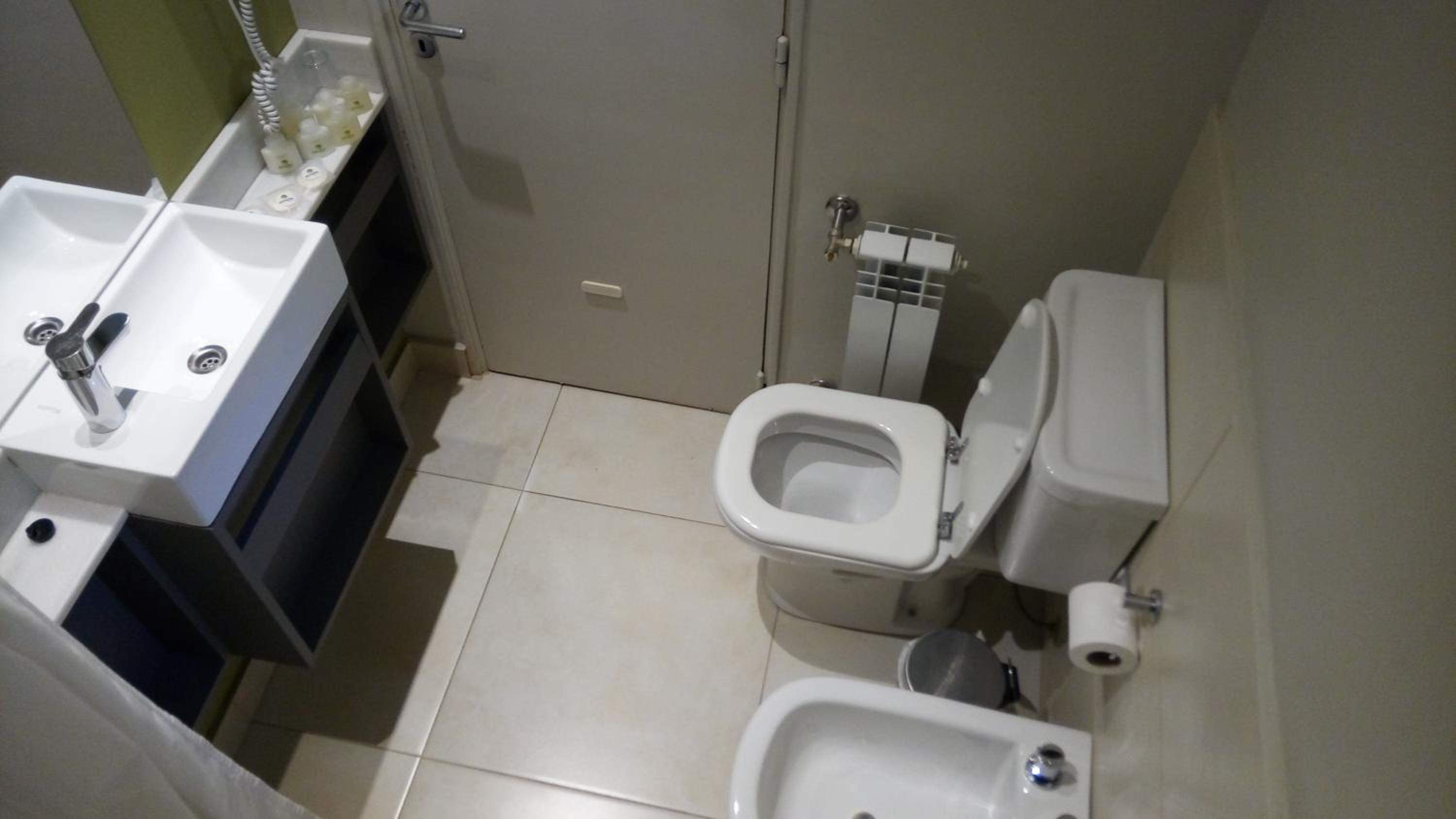Superior Quadruple Room photo 3