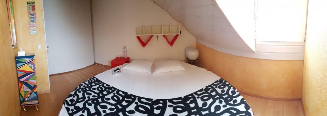 Double Room with Private External Bathroom photo 1