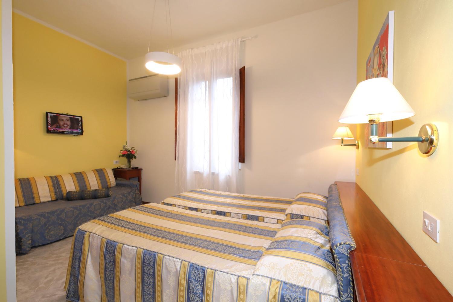 Triple Room - Photo 1