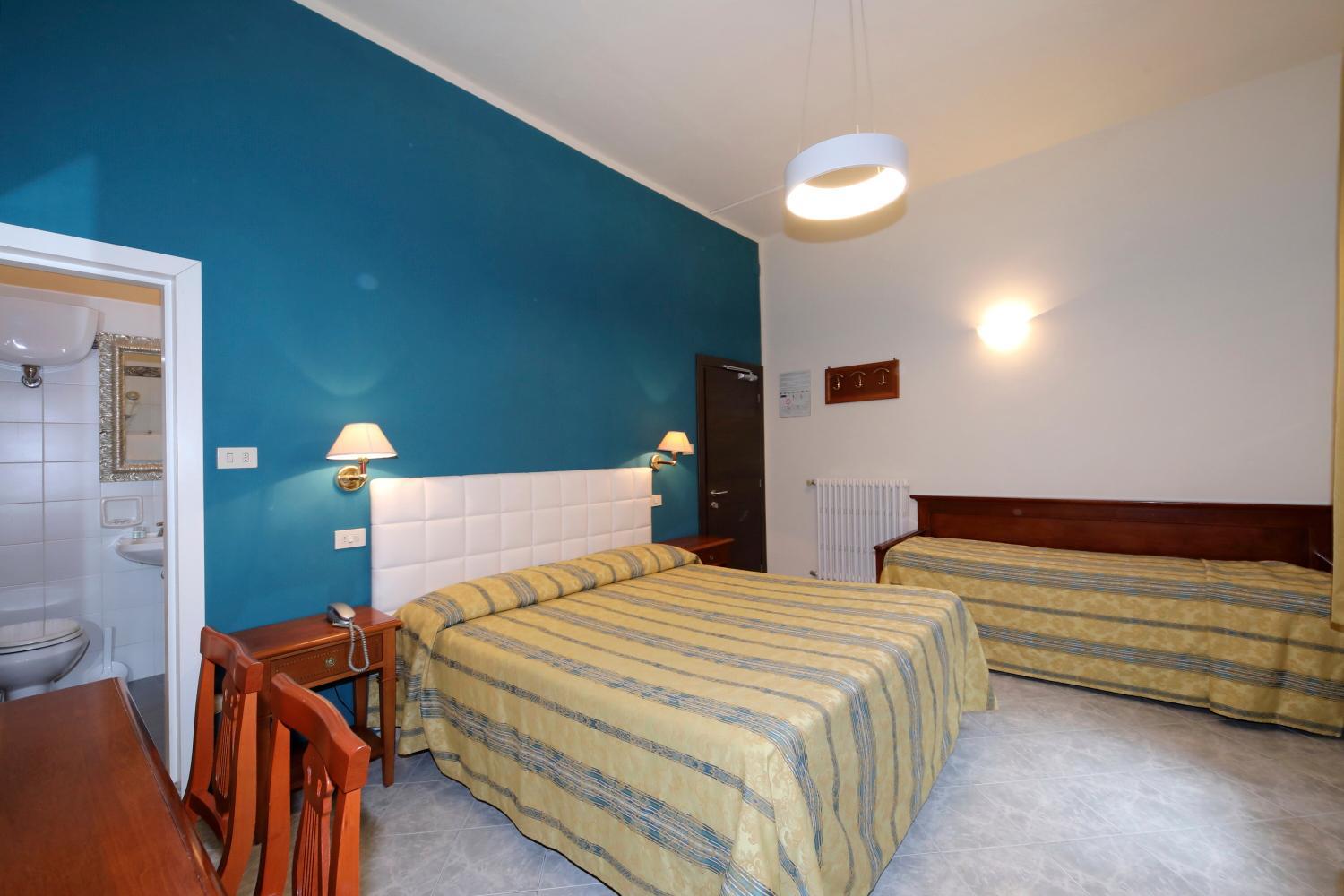 Triple Room - Photo 3