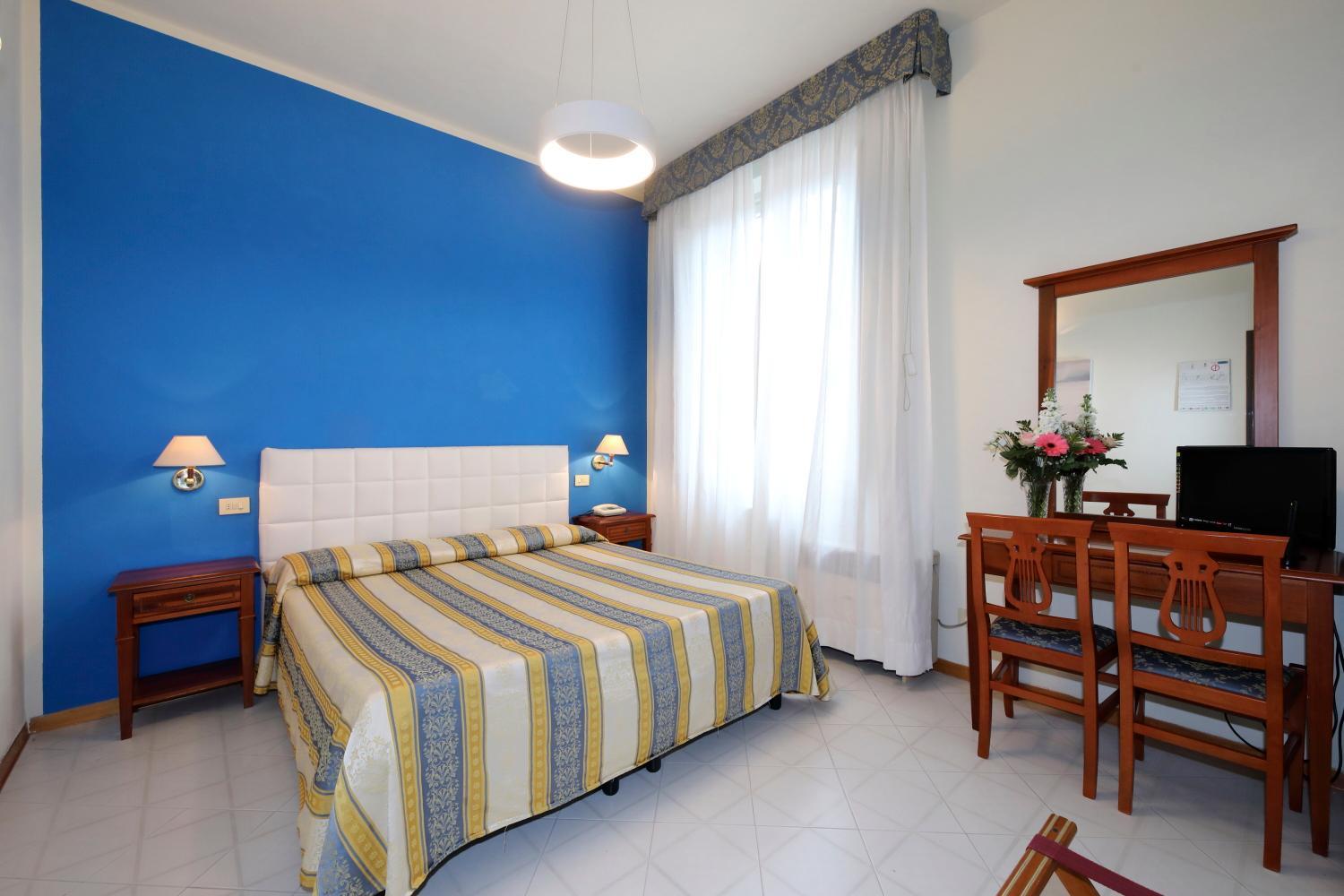 Double or Twin Room - Photo 10