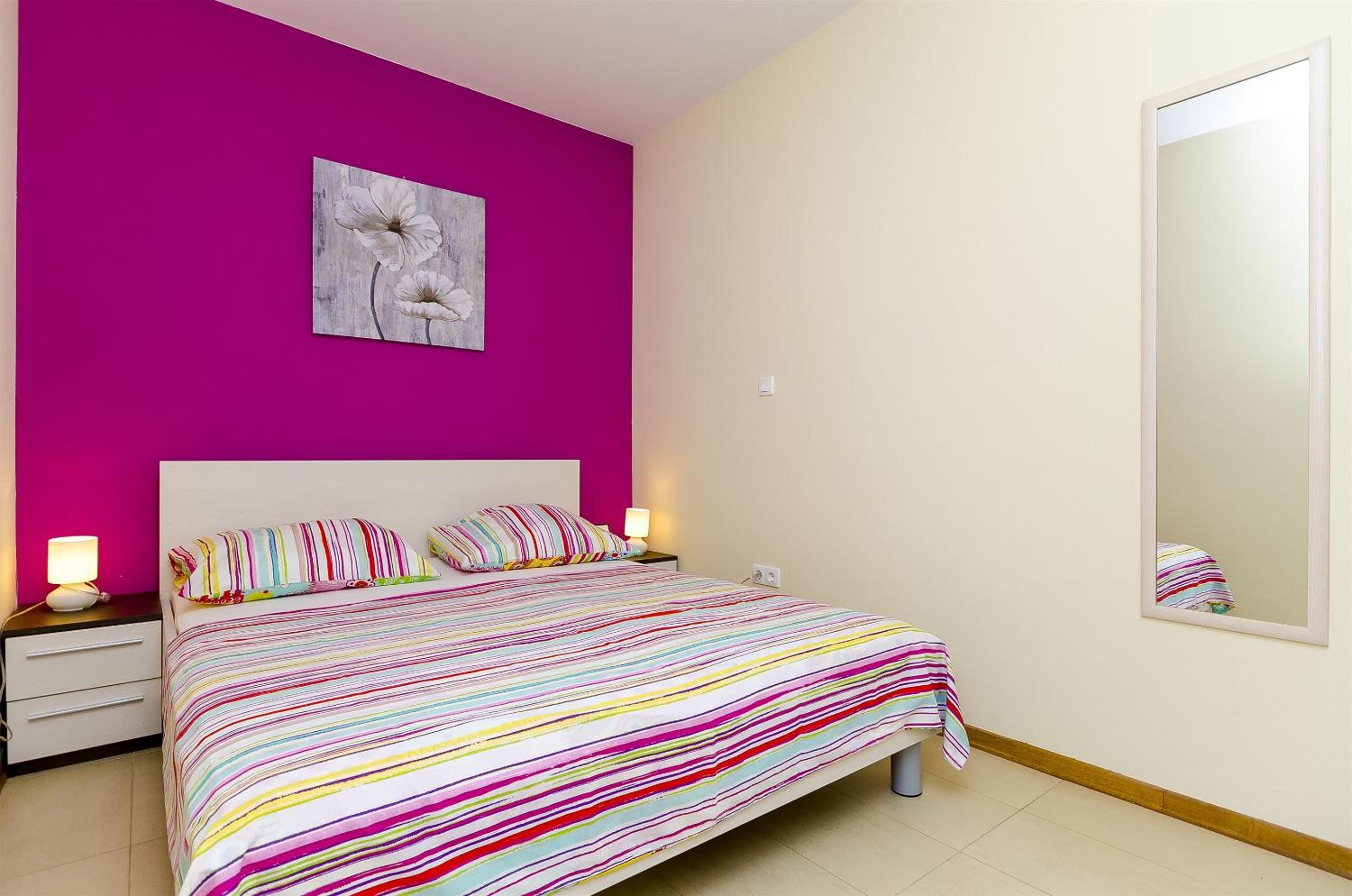 One-Bedroom Apartment with Balcony
