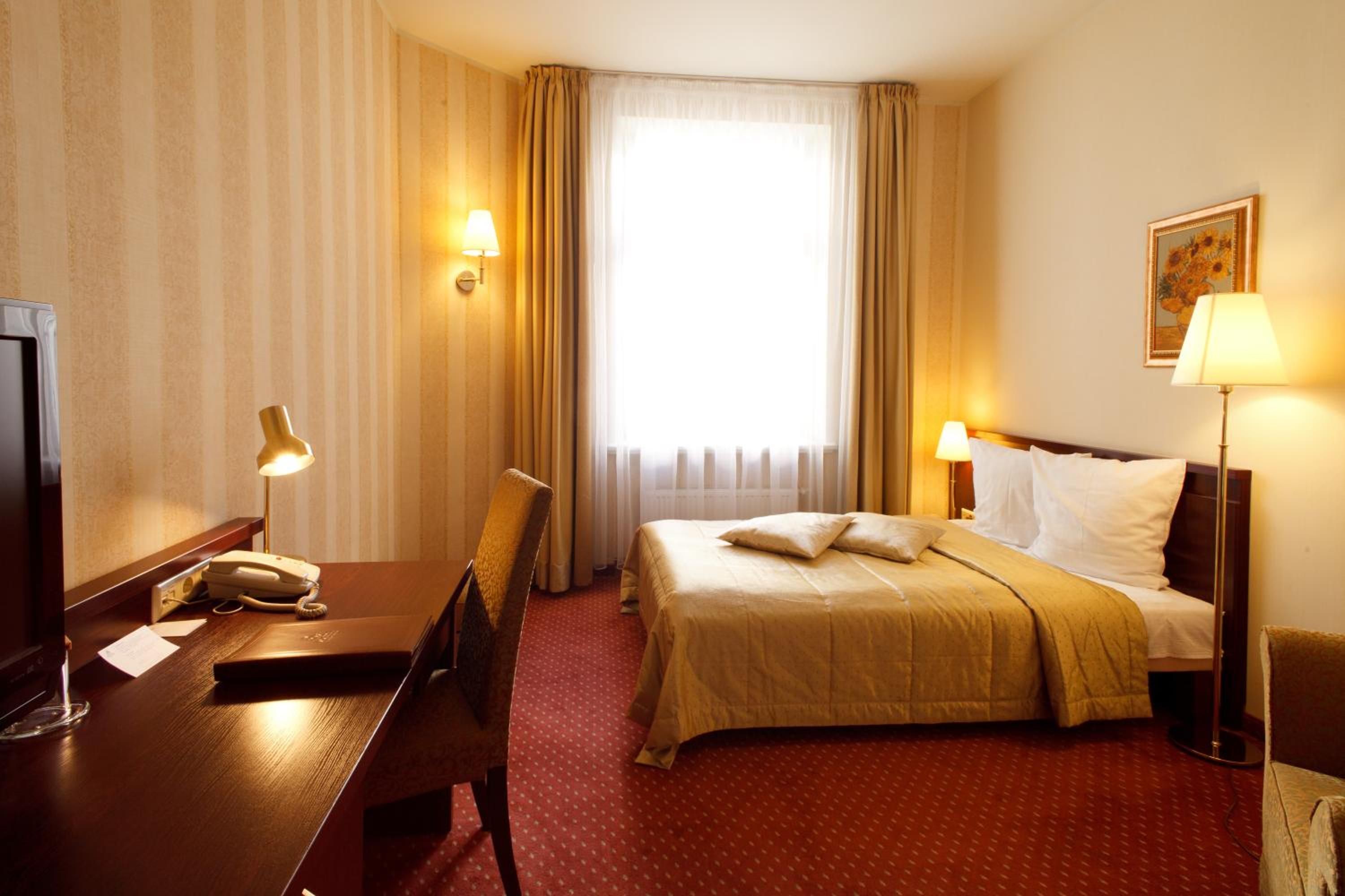 Single Room - Photo 2