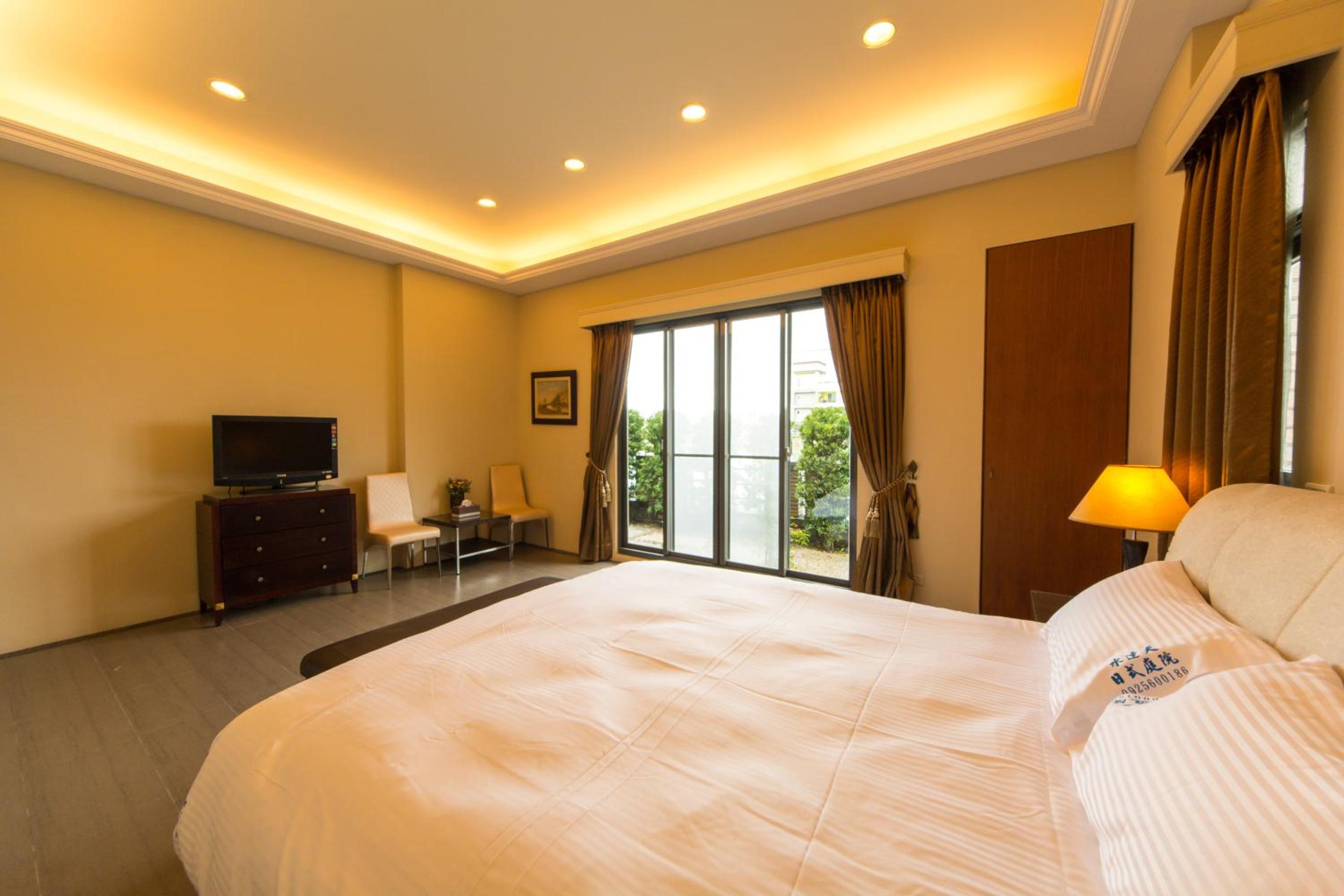 King Room with Garden View photo 2