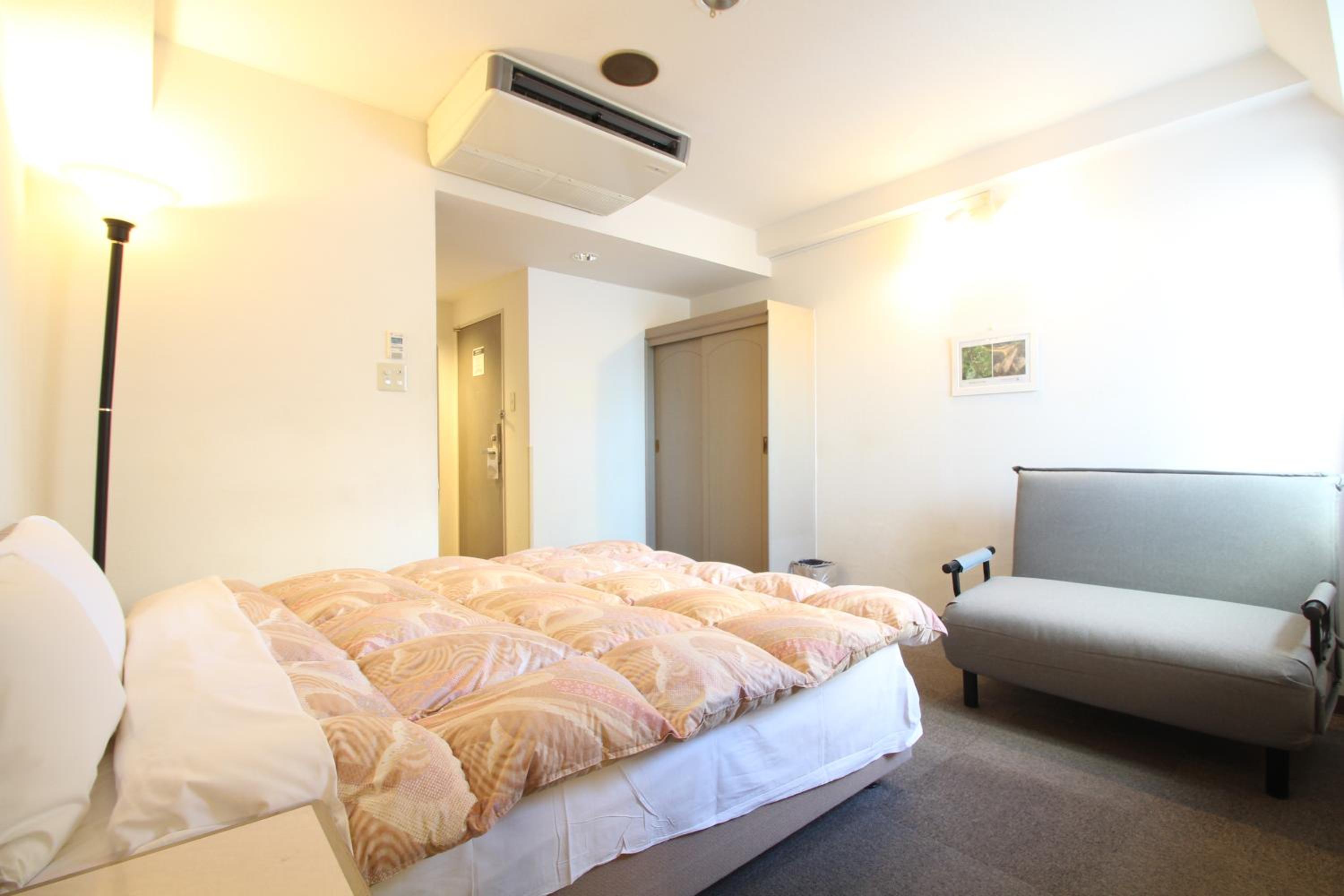 Superior Double Room with Private Bathroom - Photo 2