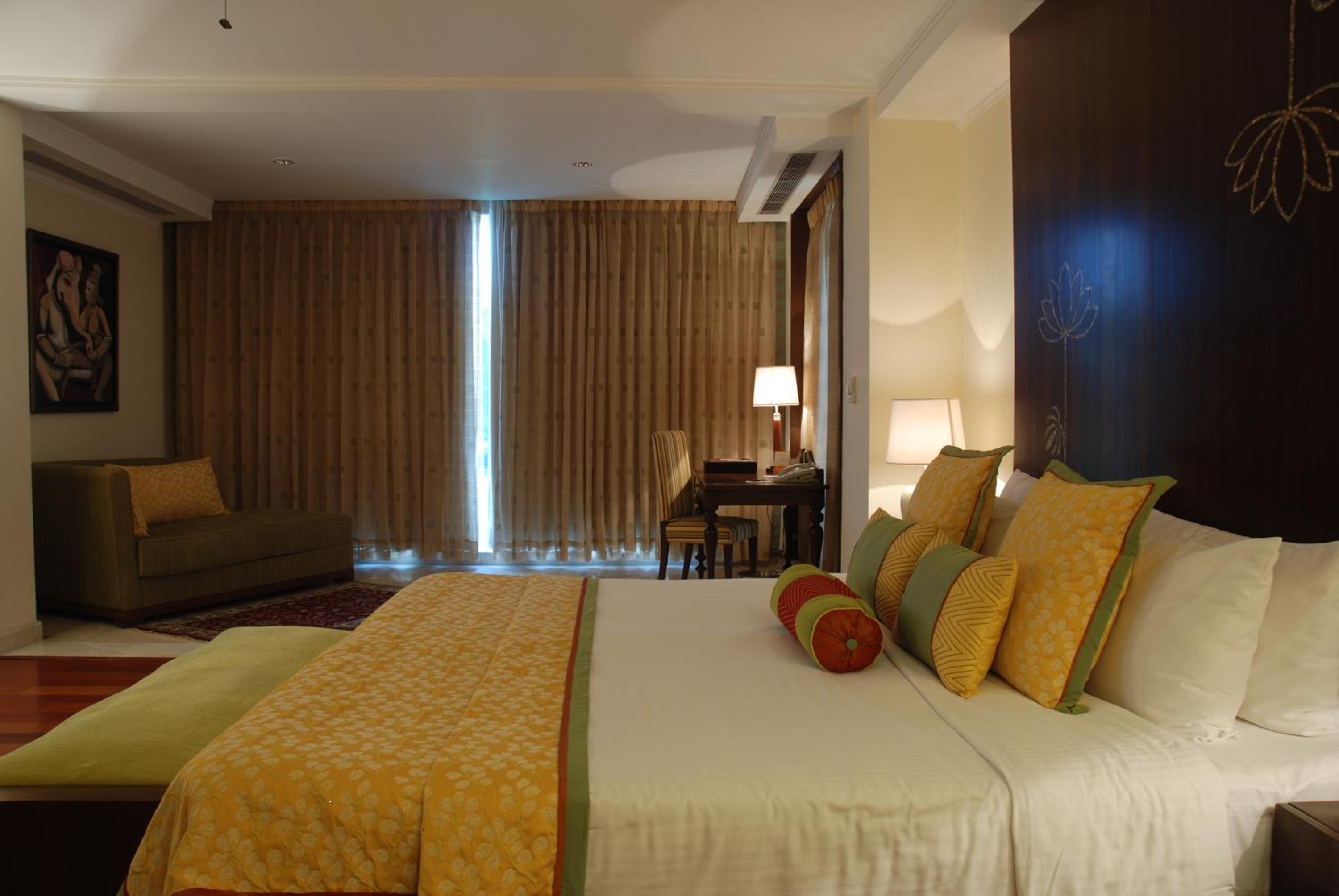 Presidential Suite First Floor With Complimentary Airport Tranfers
