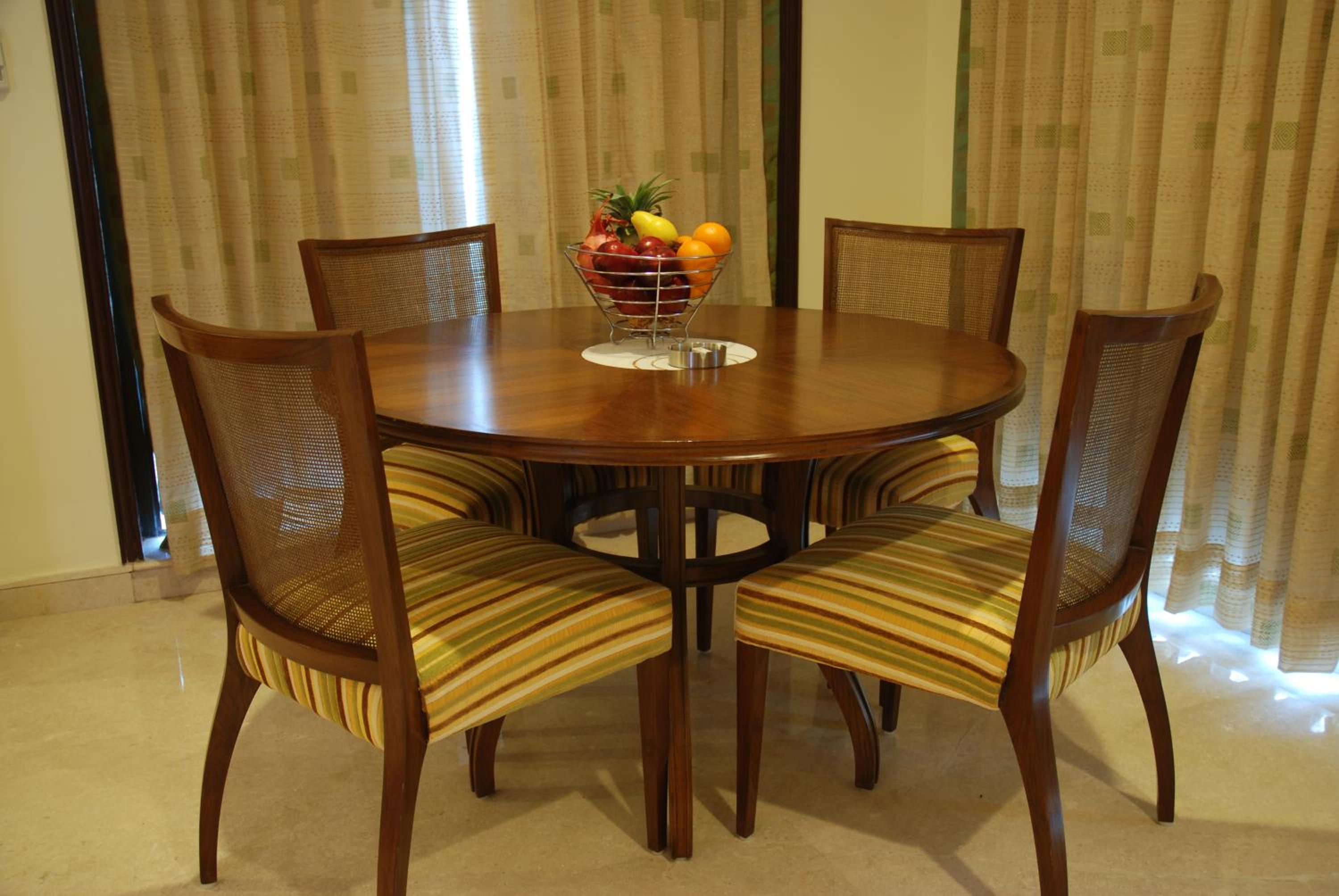 Presidential Suite First Floor With Complimentary Airport Tranfers